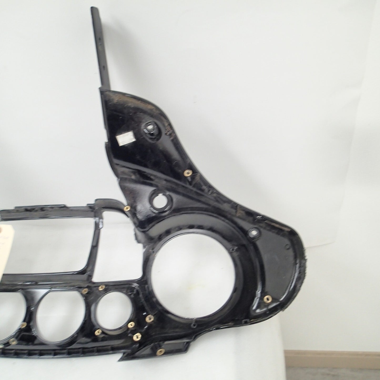 14-23 OEM Harley Touring Front Inner Fairing Batwing Fairing 57000064DH crashed