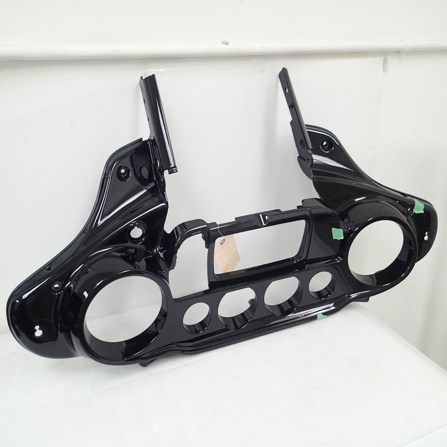 Genuine 14-23 OEM Harley Touring Front Inner Fairing Batwing Fairing 57000064DH