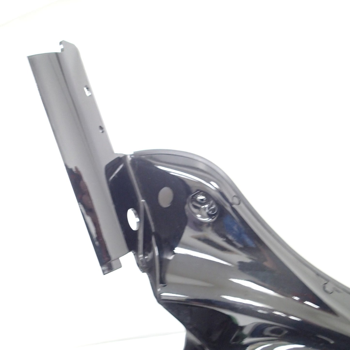 Genuine 14-23 OEM Harley Touring Front Inner Fairing Batwing Fairing 57000064DH