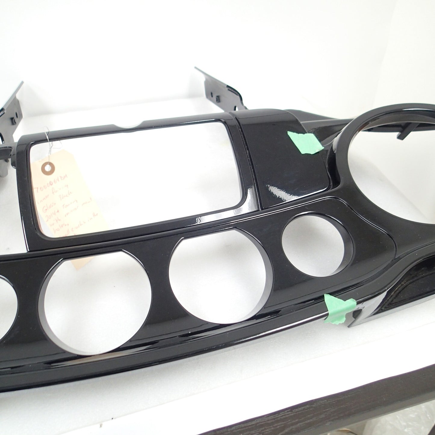 Genuine 14-23 OEM Harley Touring Front Inner Fairing Batwing Fairing 57000064DH