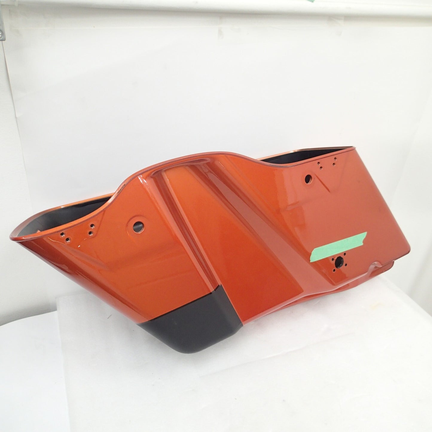 '14 UP HARLEY DAVIDSON TOURING RIGHT SADDLEBAG BOTTOM Scorched Orange 9020184ELF