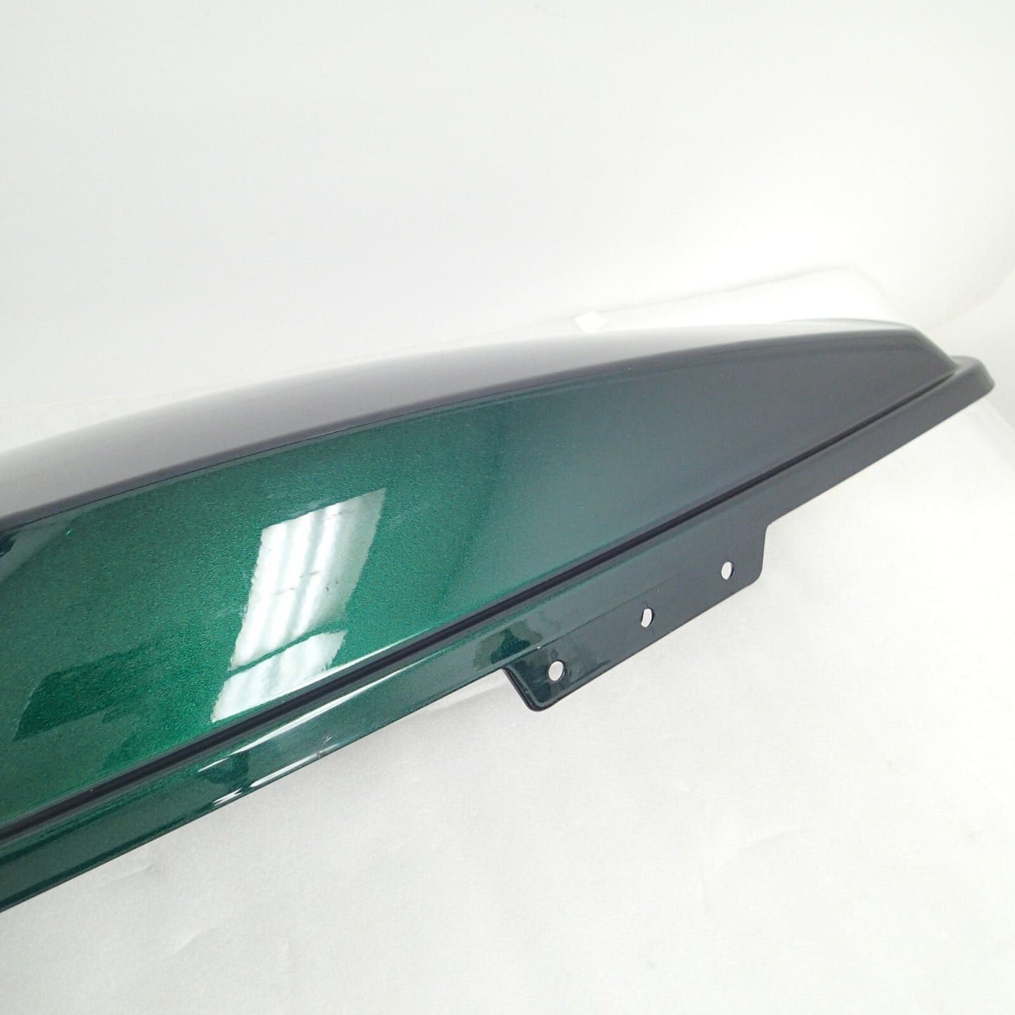 Harley-Davidson 2014Up Touring Left Saddlebag Snake Venom 90202184ETF + Lid