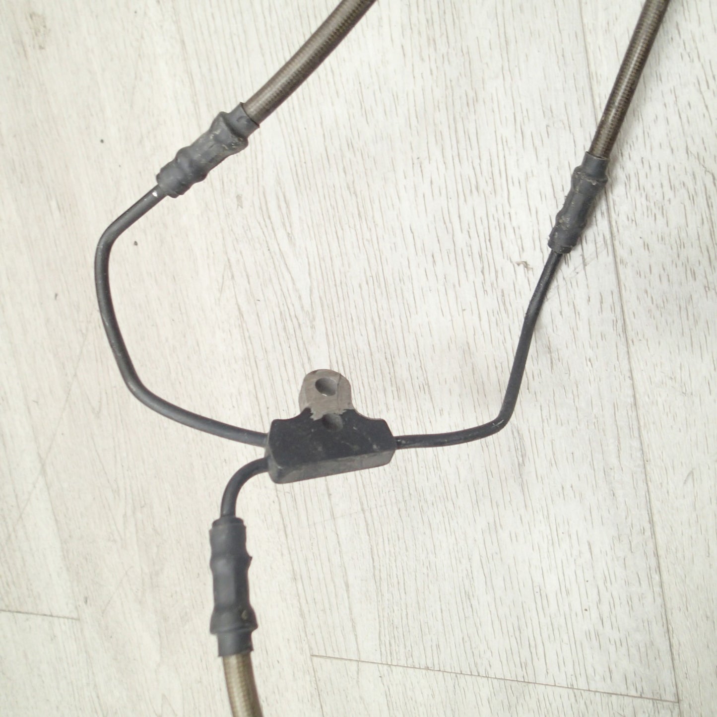 41800193 BRAKELINE, FRONT, LOWER, ABS HARLEY FLTRXSE2 CVO ROAD GLIDE