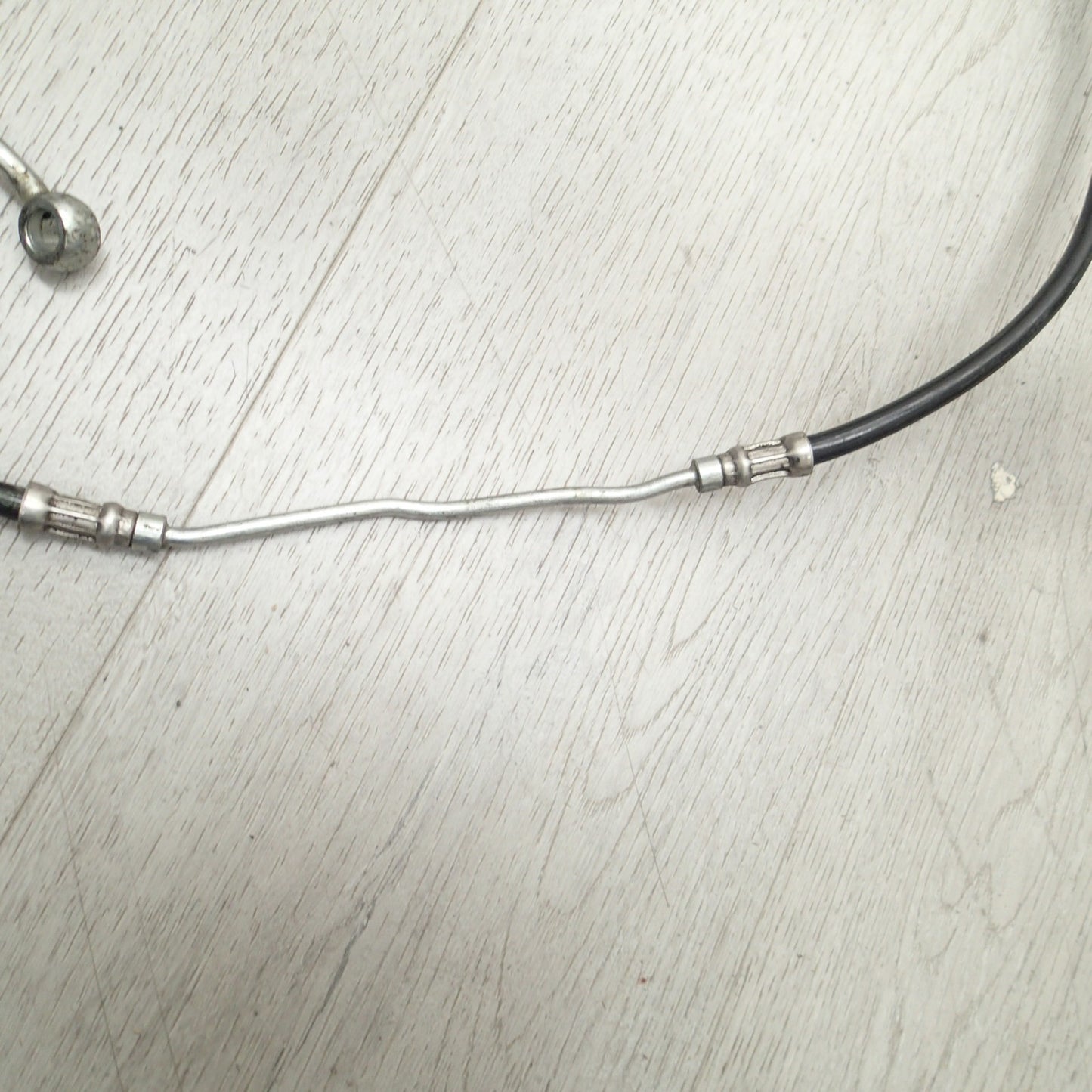 2010 Harley Electra Glide Front ABS Brake Hose Line MODULE TO MASTER 41679-09