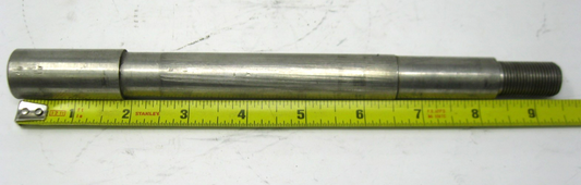 Harley-Davidson OEM 9-1/2" x 3/4" Shovelhead, Ironhead Front Axle With Step