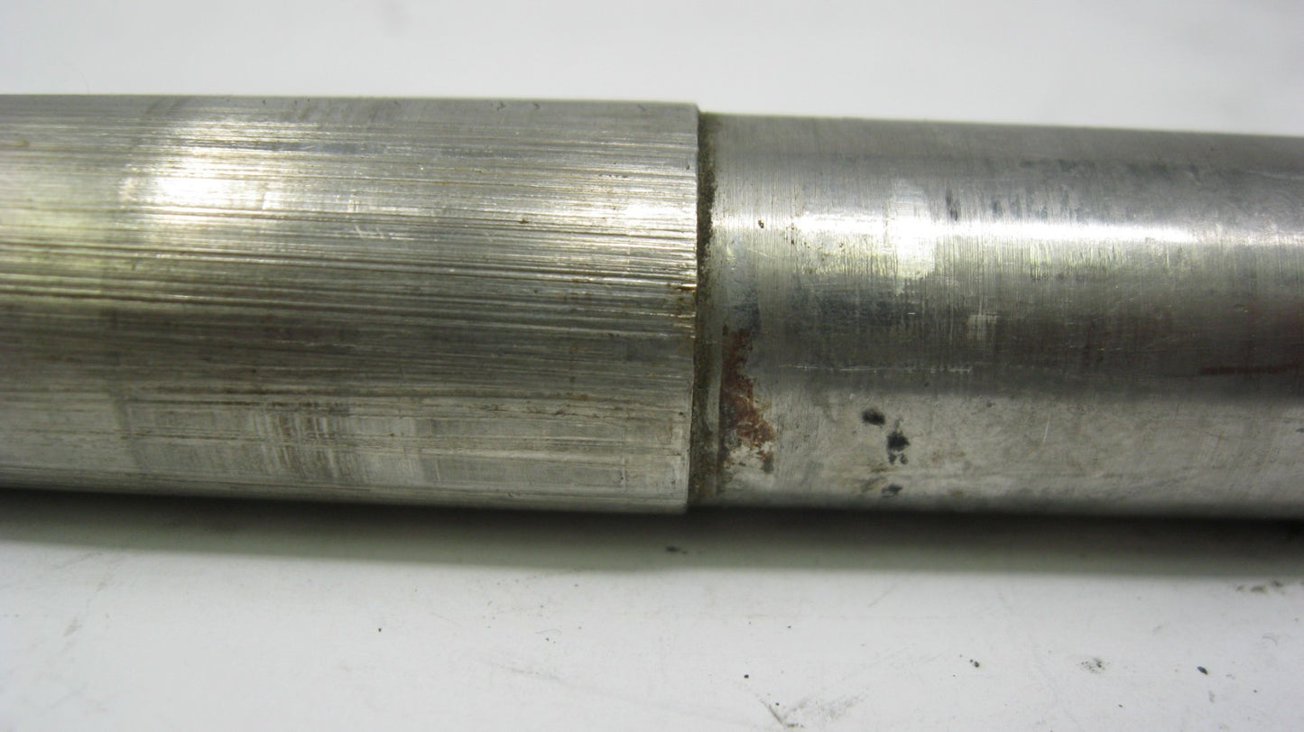 Harley-Davidson OEM 9-1/2" x 3/4" Shovelhead, Ironhead Front Axle With Step