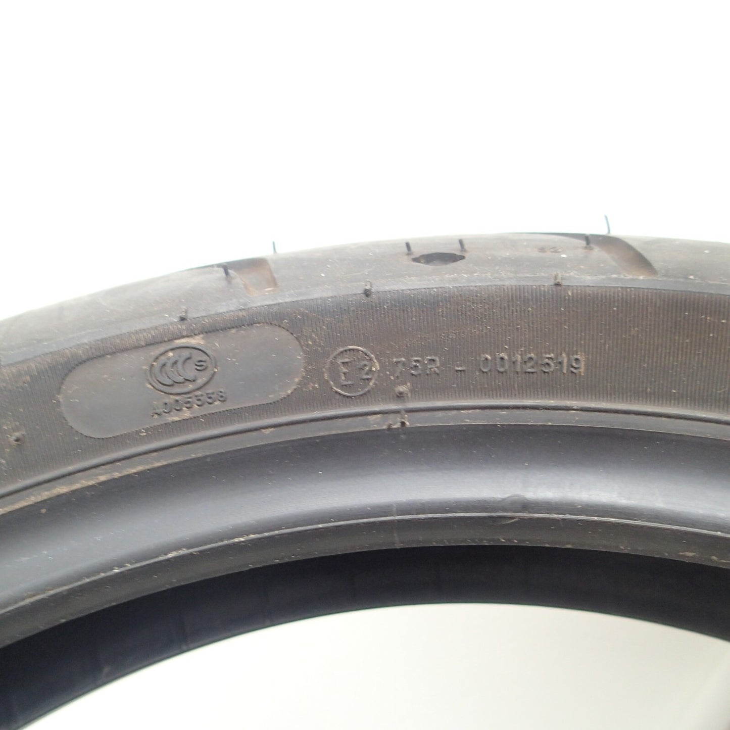 Harley-Davidson Tire 100/80-17 Michelin Front  17" Scorcher 11 Tubeless 43100017