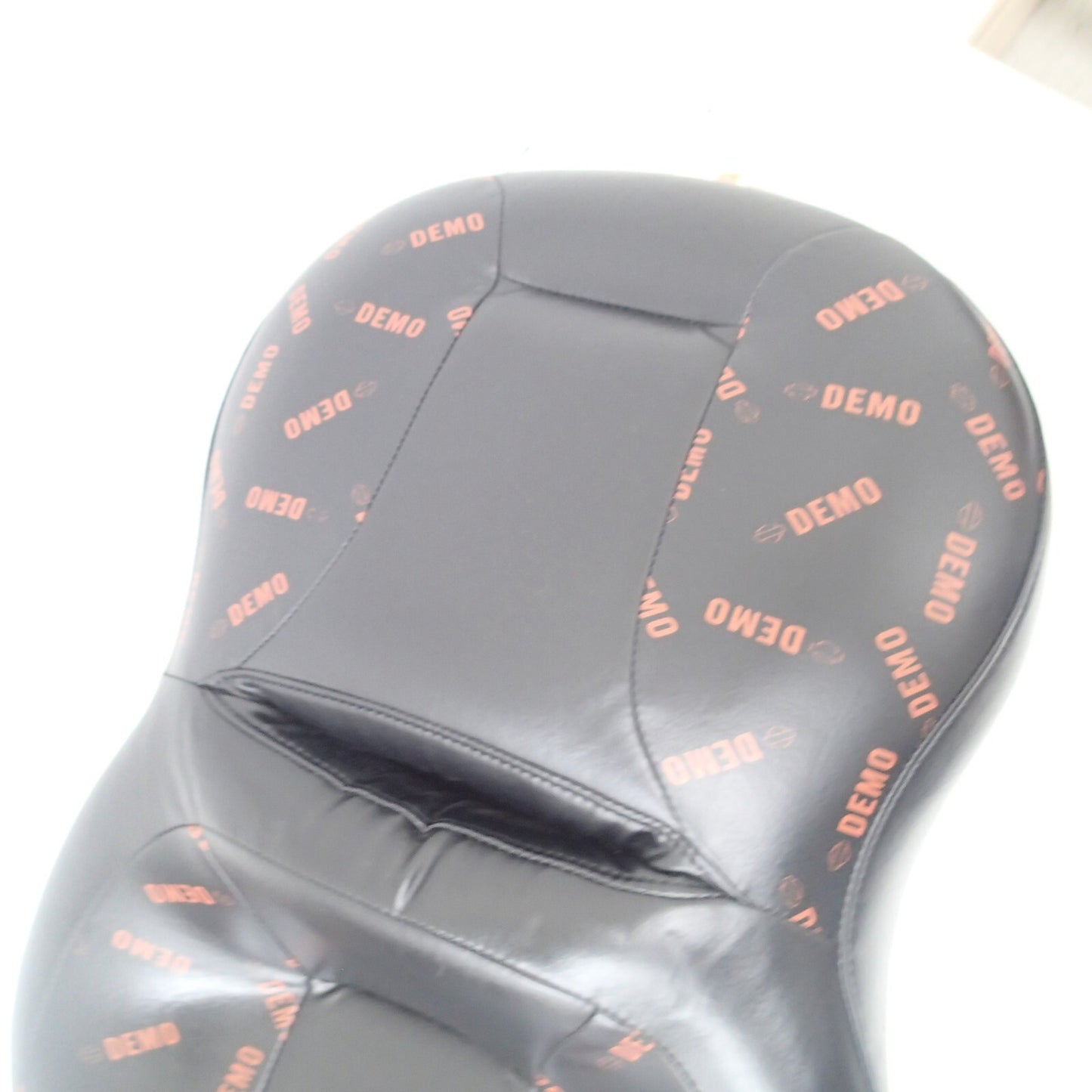 Harley Davidson Hammock Heated Rider and Passenger Touring DEMO Seat 52000564