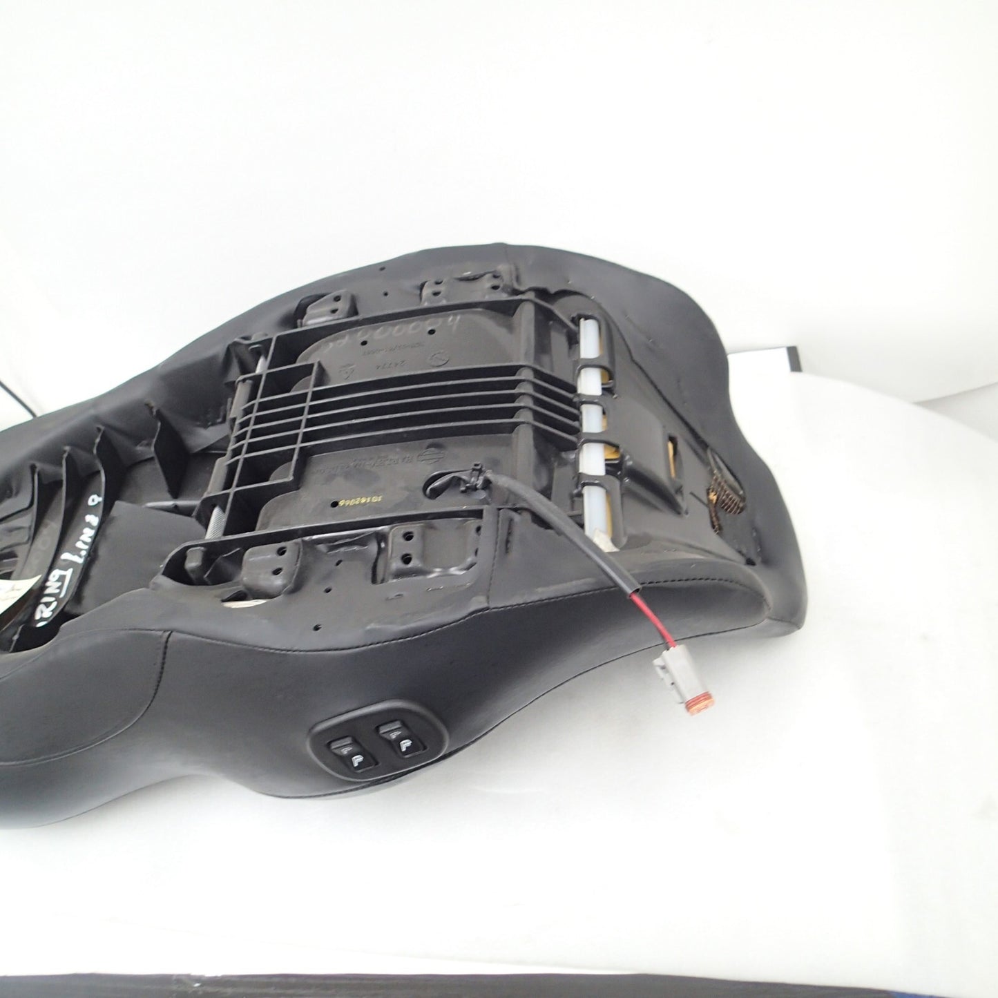 Harley Davidson Hammock Heated Rider and Passenger Touring DEMO Seat 52000564