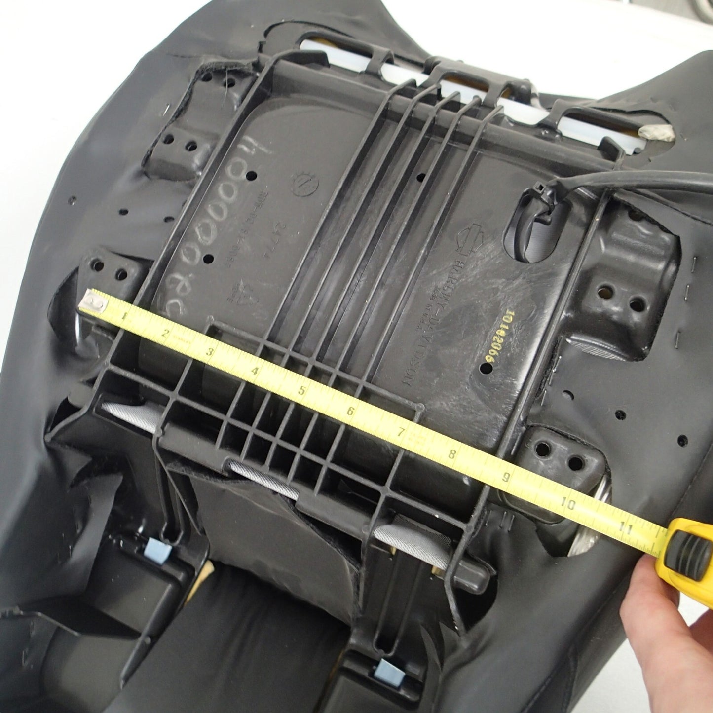 Harley Davidson Hammock Heated Rider and Passenger Touring DEMO Seat 52000564