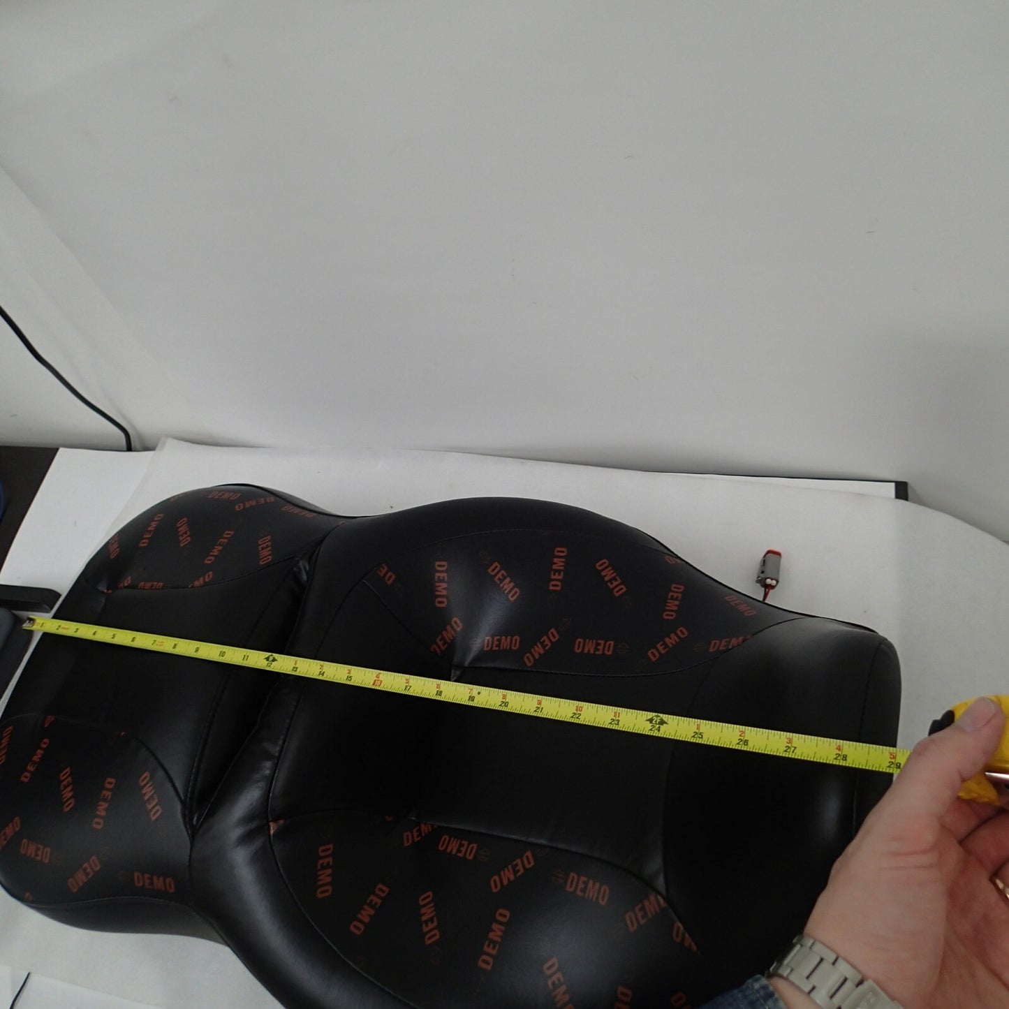 Harley Davidson Hammock Heated Rider and Passenger Touring DEMO Seat 52000564