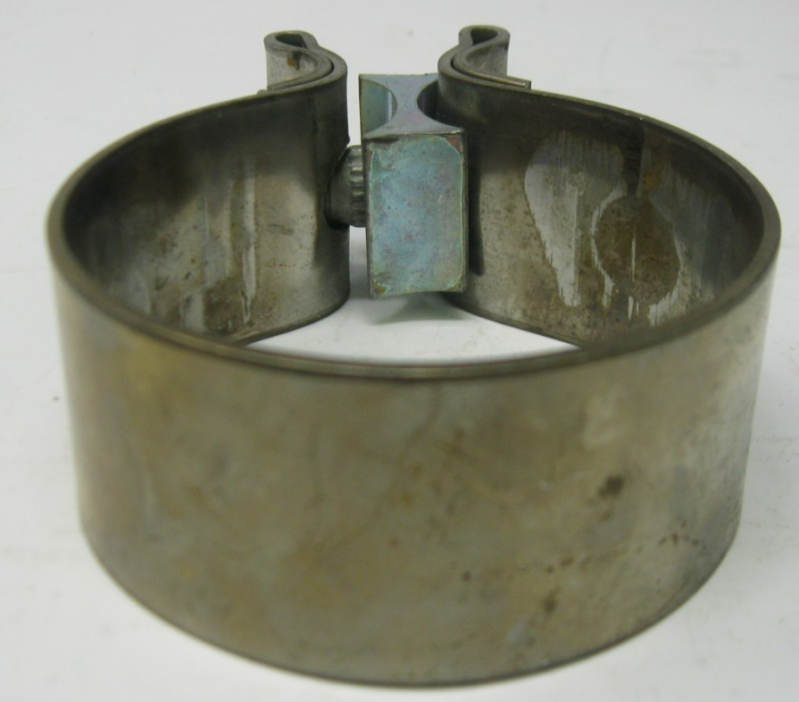 Harley-Davidson OEM 17 & Later M8 Exhaust Clamp  65900015