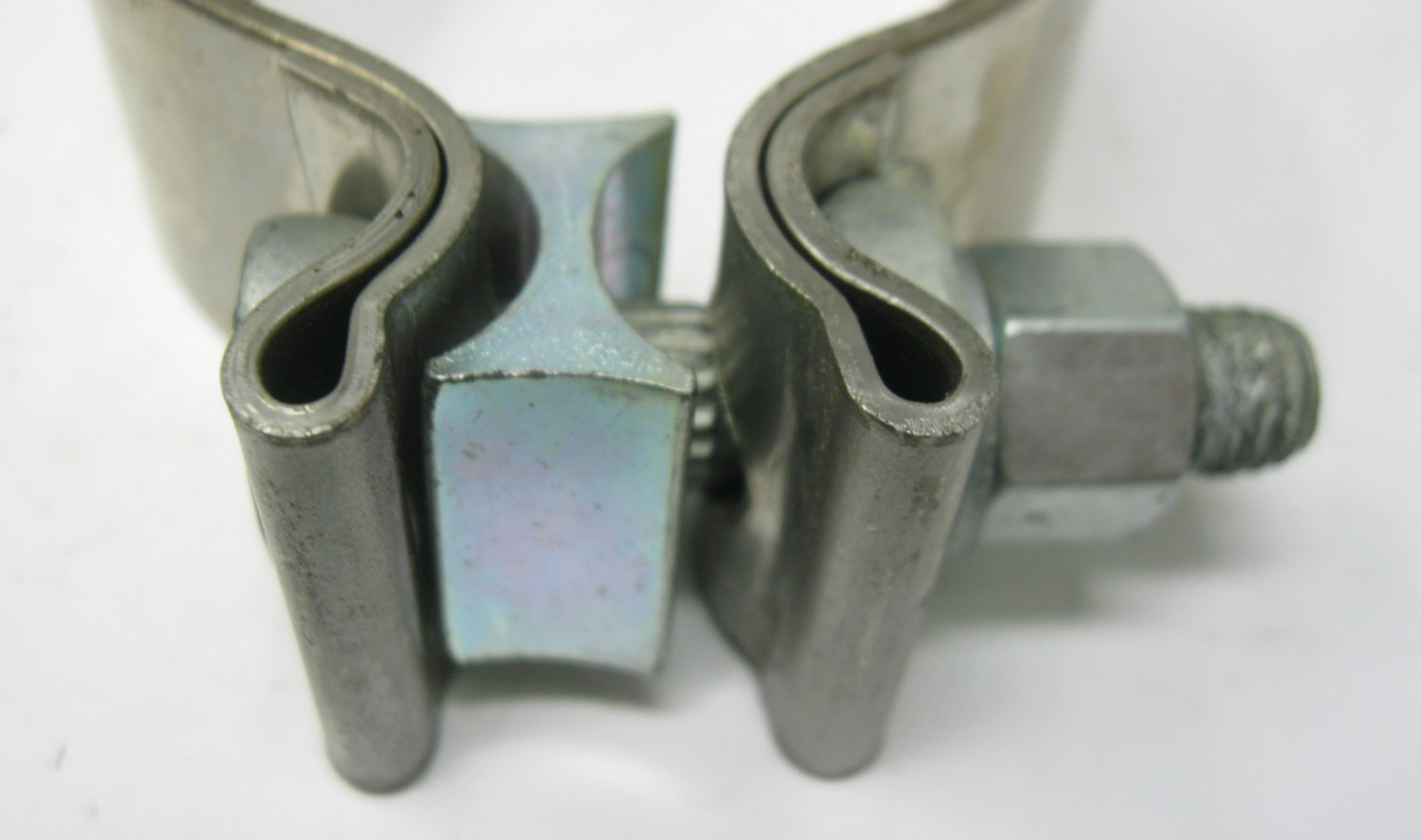 Harley-Davidson OEM 17 & Later M8 Exhaust Clamp  65900015