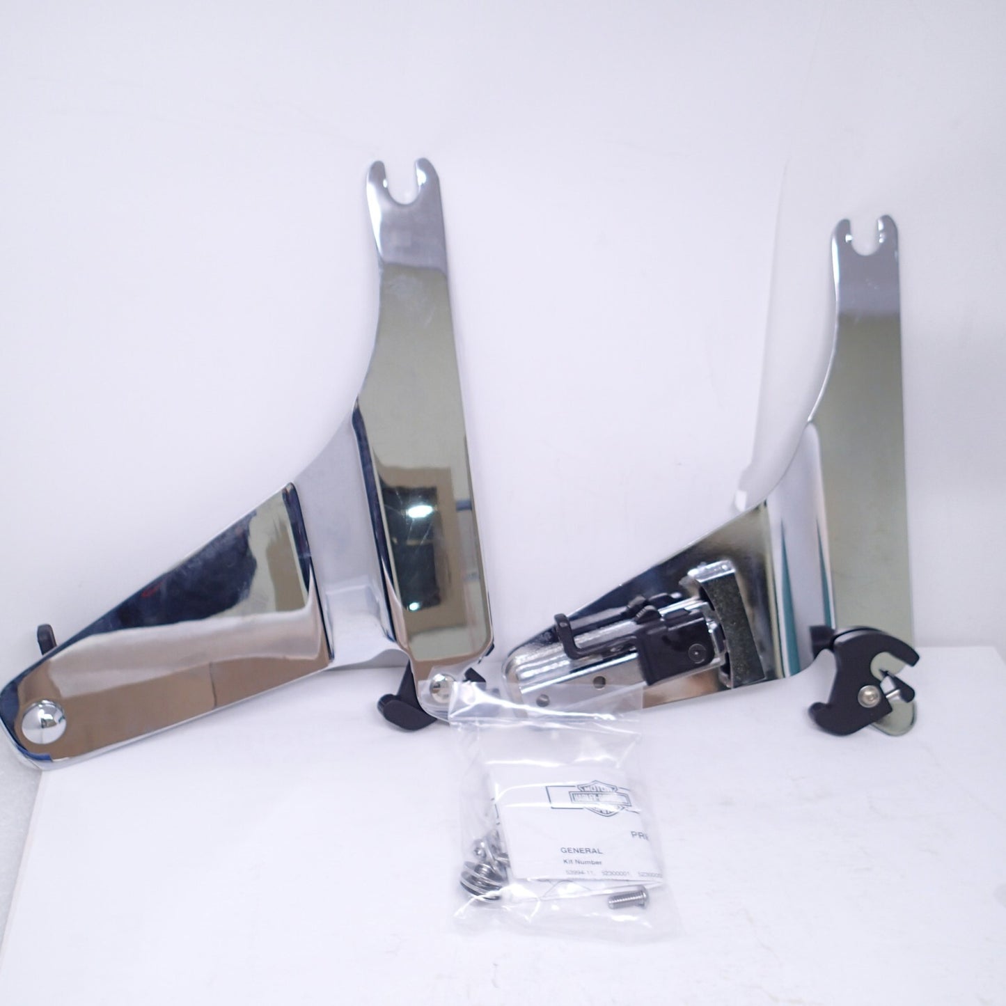 New Genuine Harley '06 & Up Dyna Chrome Adjustable Recline Side Plates 52300110