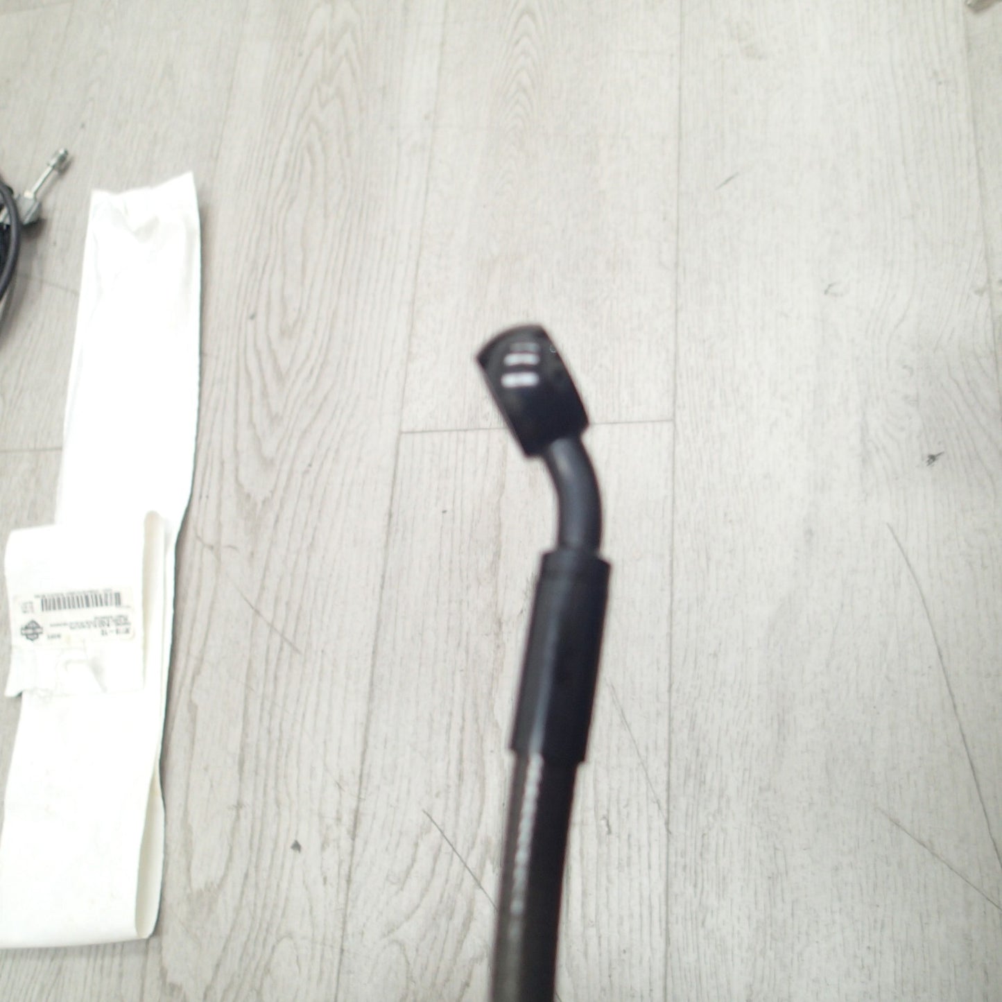 96-10 Harley Davidson Touring 23In Black Upper Brake Line 38118-10