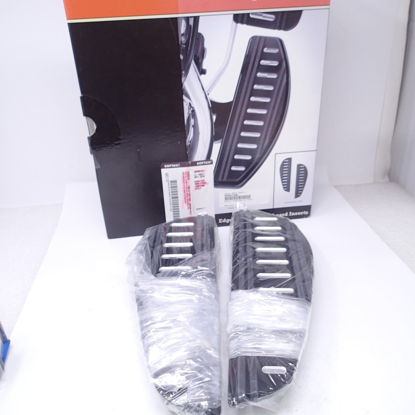 Harley Edge Cut Rider Footboard Insert Kit New - Contemporary Style 50500732