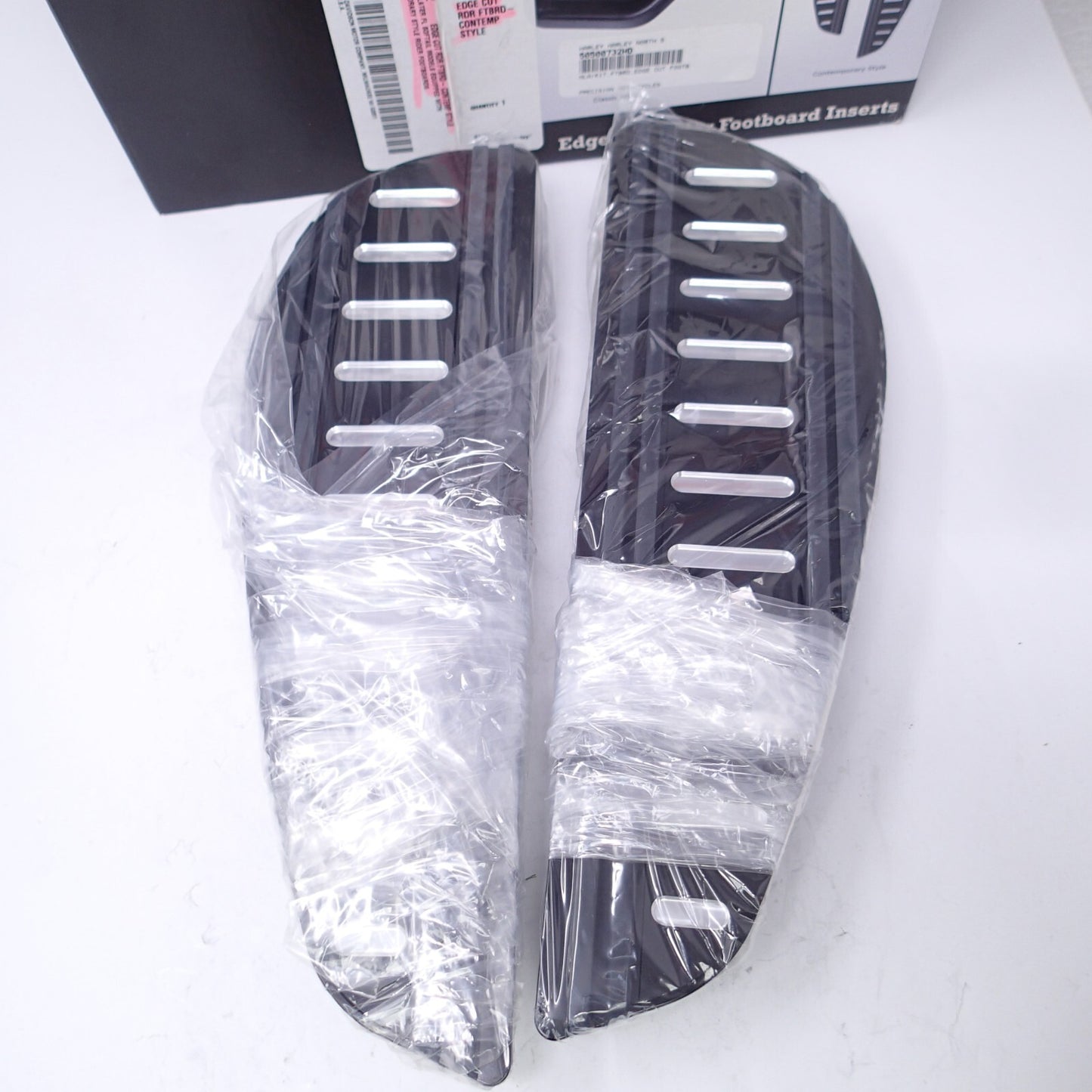 Harley Edge Cut Rider Footboard Insert Kit New - Contemporary Style 50500732