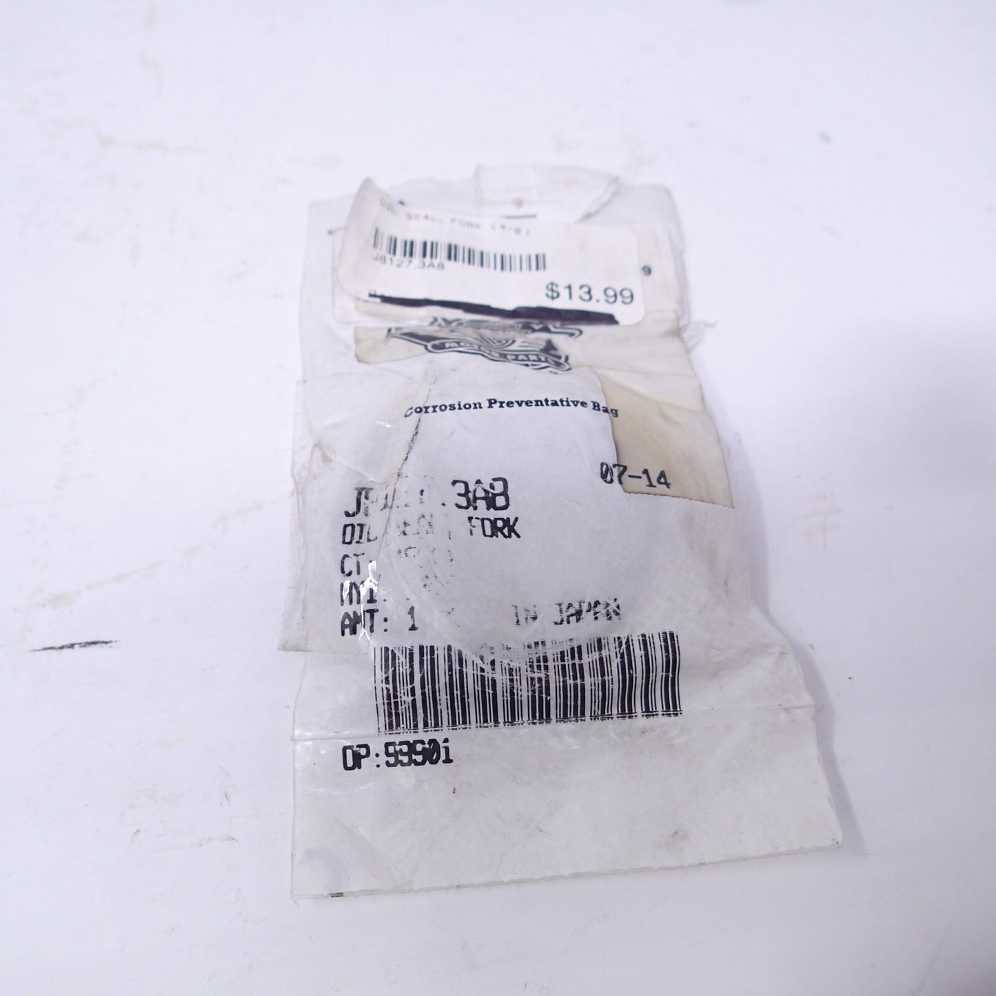 HARLEY DAVIDSON OEM FORK OIL SEAL  XR SPORTSTER 1200 VRSCF V-ROD J8127.3A8
