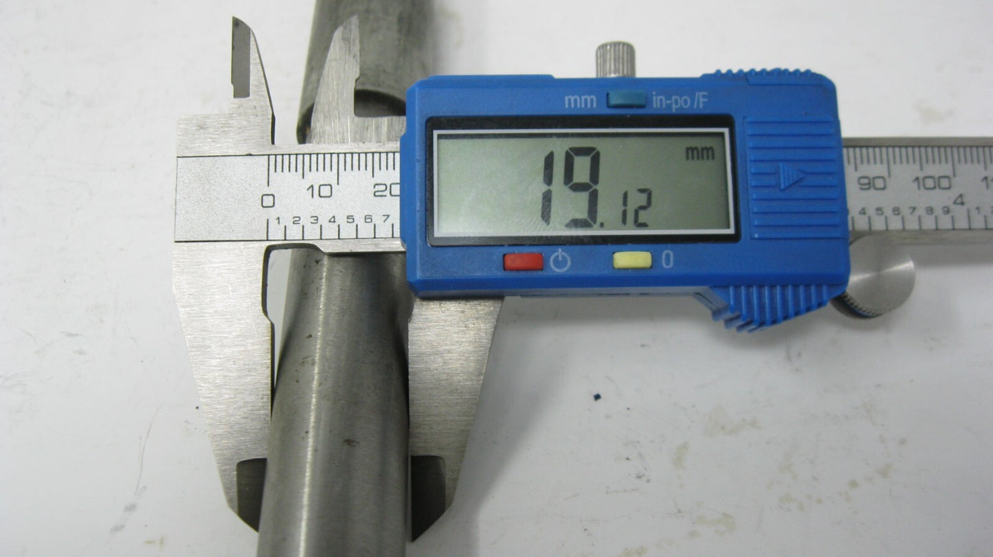 Harley-Davidson OEM 9-1/2" x 3/4" Shovelhead, Ironhead Front Axle