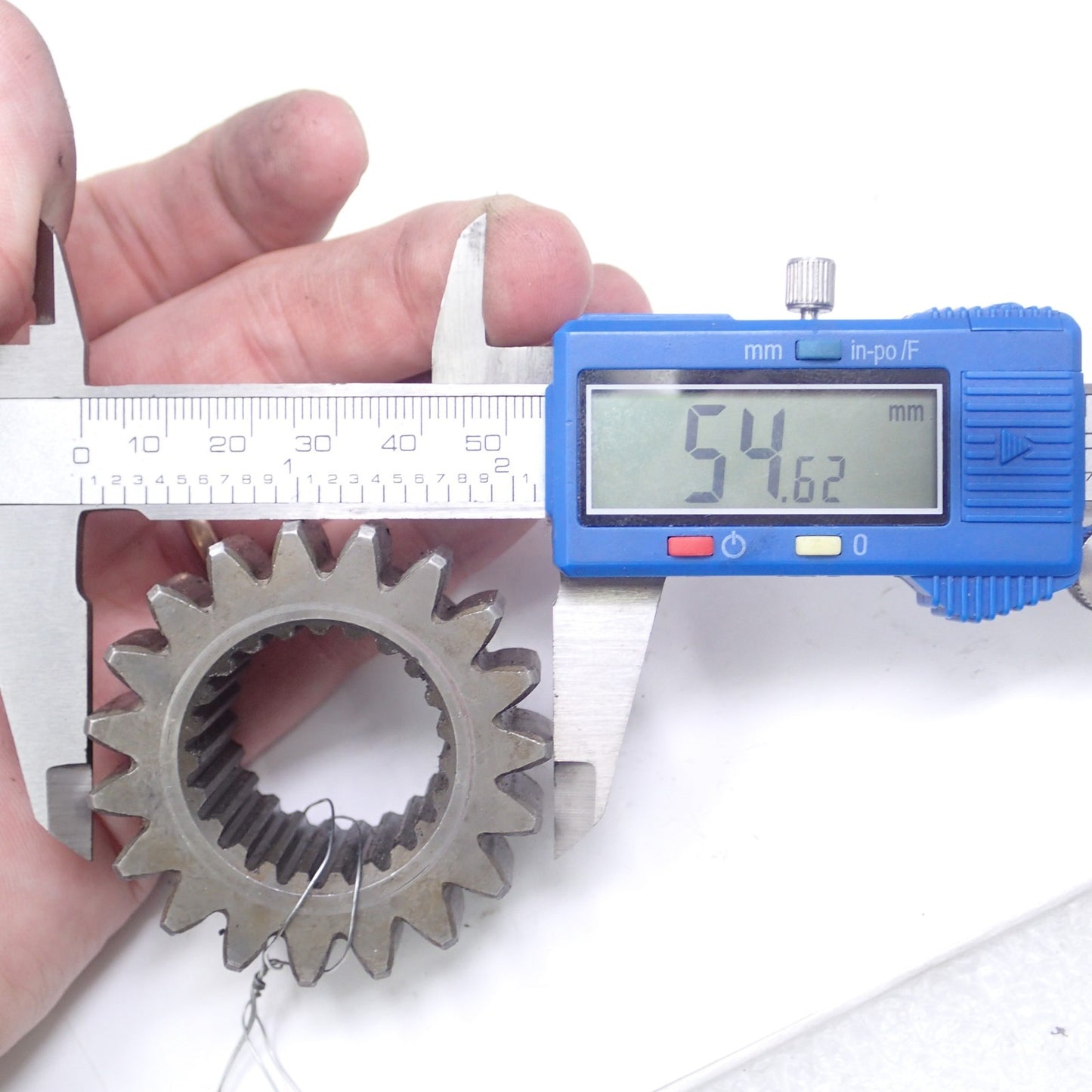 Harley Davidson Andrews 4th gear countershaft 35625-79A USED