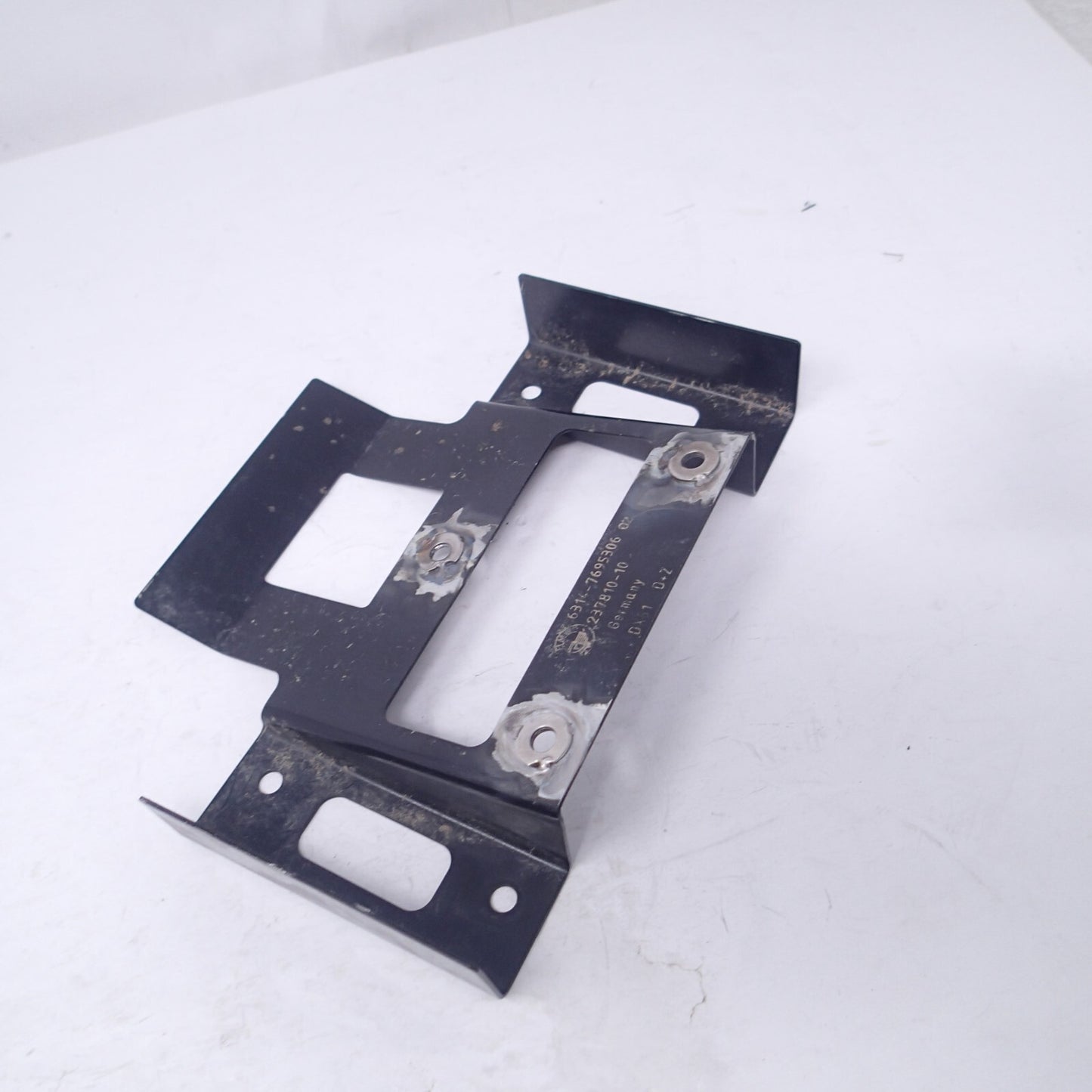 2013 11-18 BMW F 700 F700GS Rear Wheel Fender License Plate Holder 237810-10