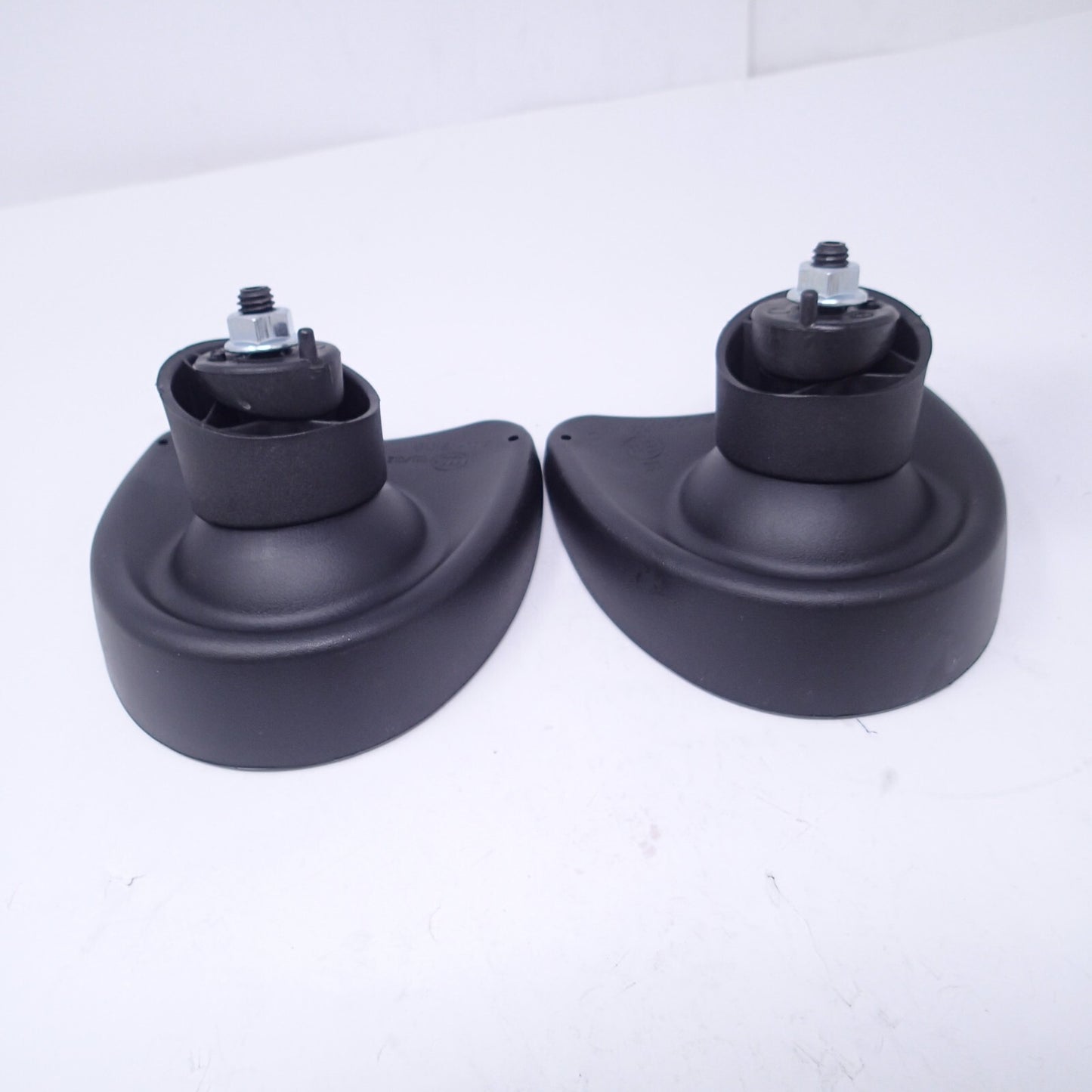 Harley-Davidson OEM 14-23 FLHX Mirrors 56000011/56000012 FAIRING MOUNT