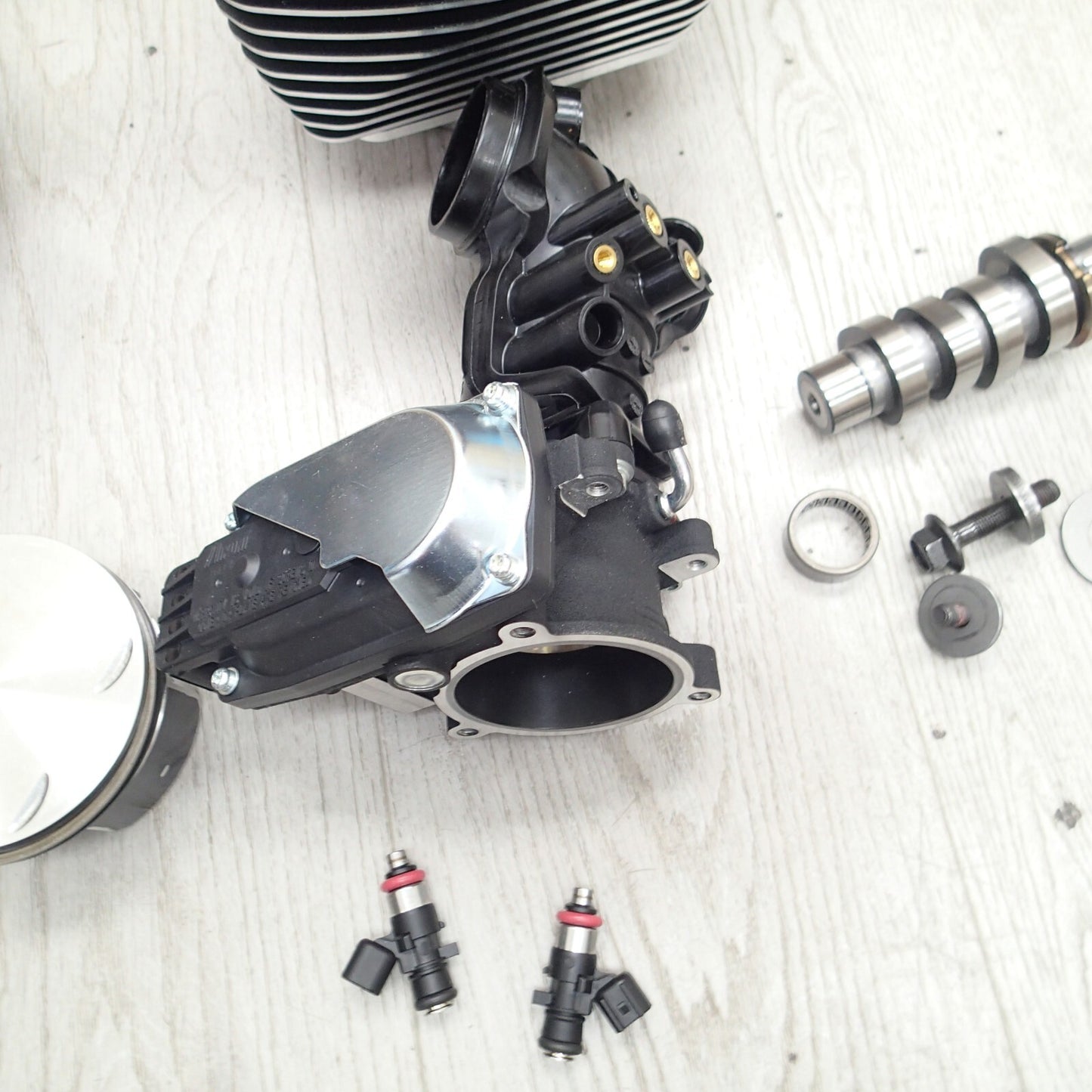 2018 Harley FLHC Softail Heritage Cylinder 107+ Piston Set camshaft M8 16800095