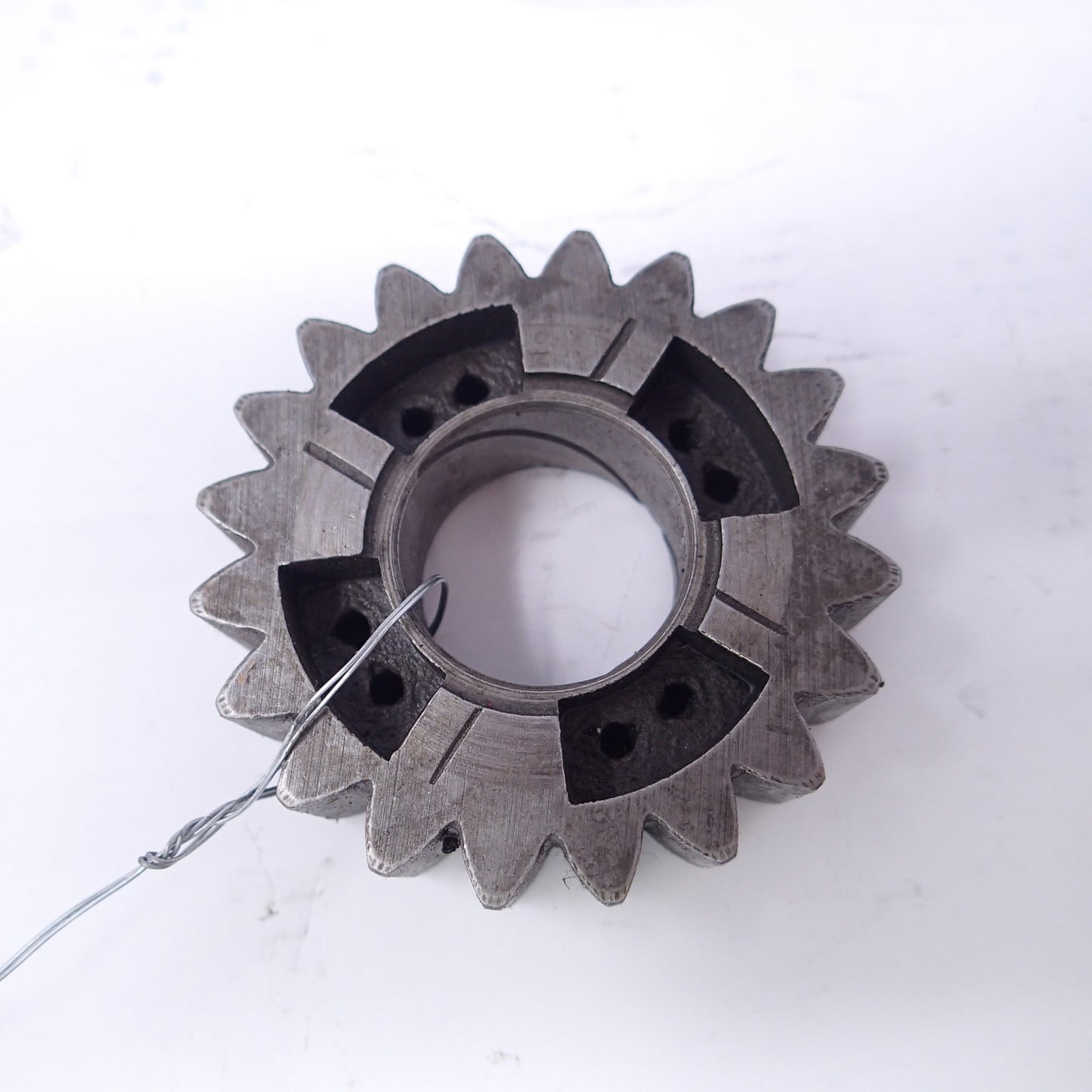 COUNTERSHAFT 2ND GEAR 57-90 HARLEY SPORTSTER RPLS HD 35750-58A USED