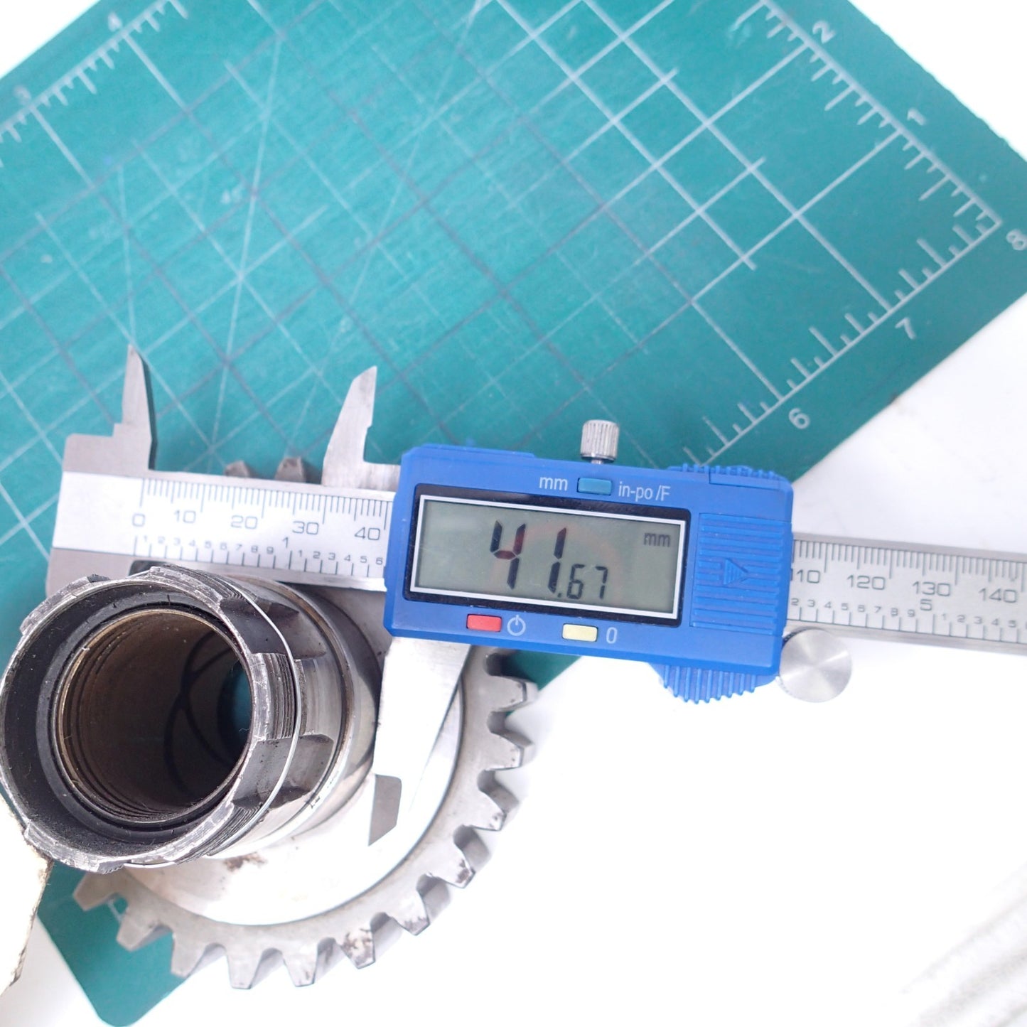 4 SPD TRANSMISSION MAINSHAFT 4TH GEAR OEM HARLEY DAVIDSON FL FX 1977-84 35067-77