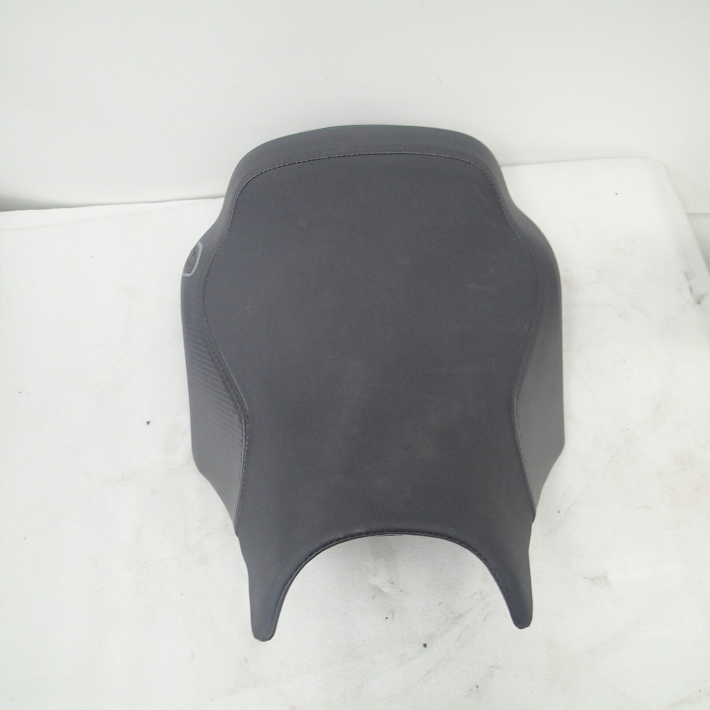 18-22 Harley FXDR Breakout Softail Fatboy FXDRS OEM Rider Solo Seat 52000373