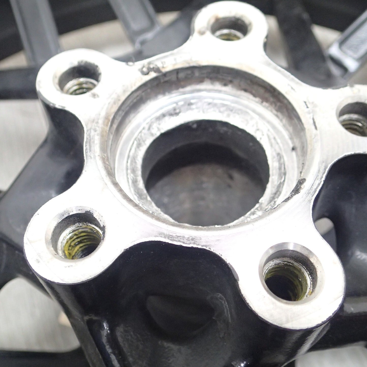 Rim Harley Rear 18" x4.25' Wheel  Sportster Roadster XL1200CX  40900399