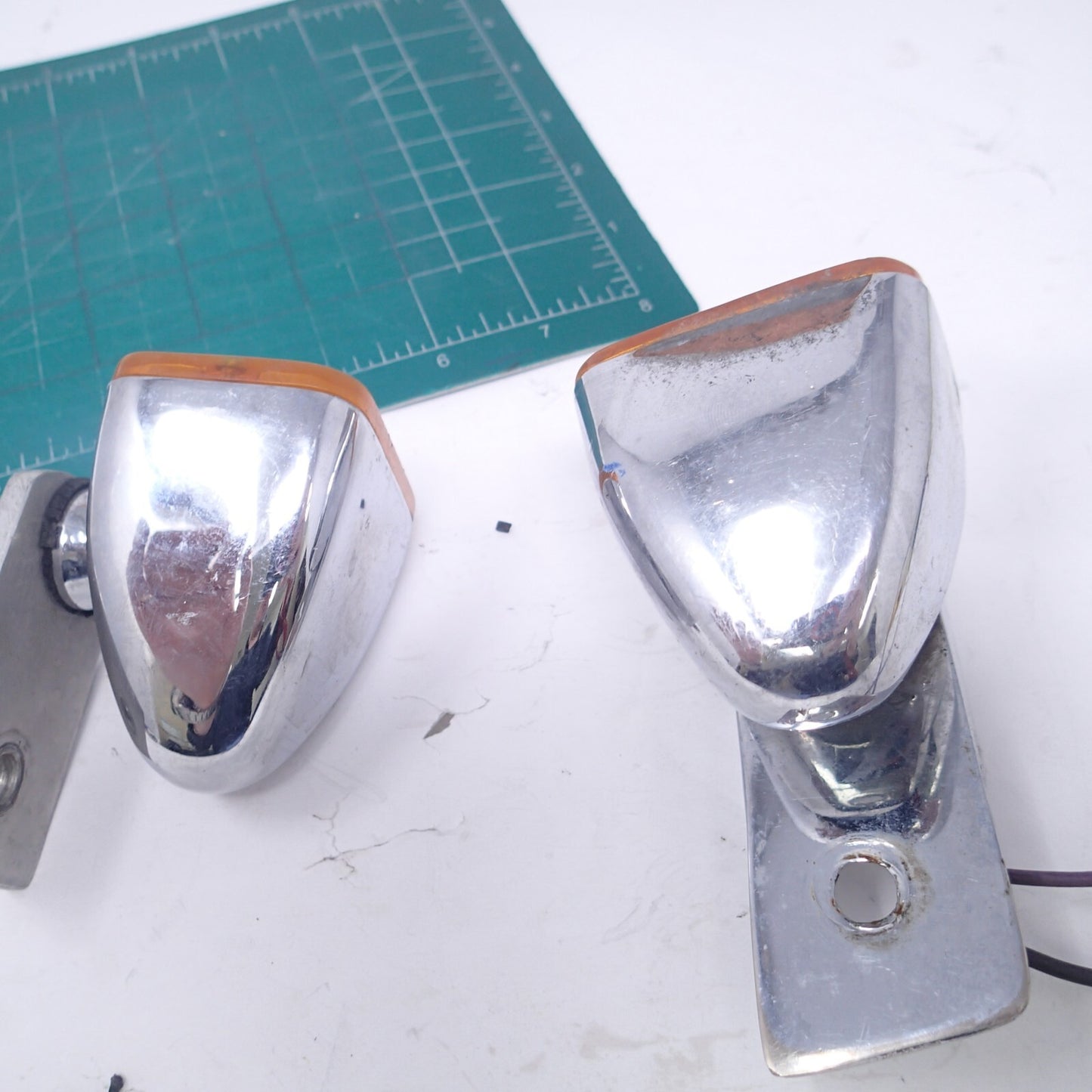 Aftermarket Rectangular Mini Marker Lights with single bulb