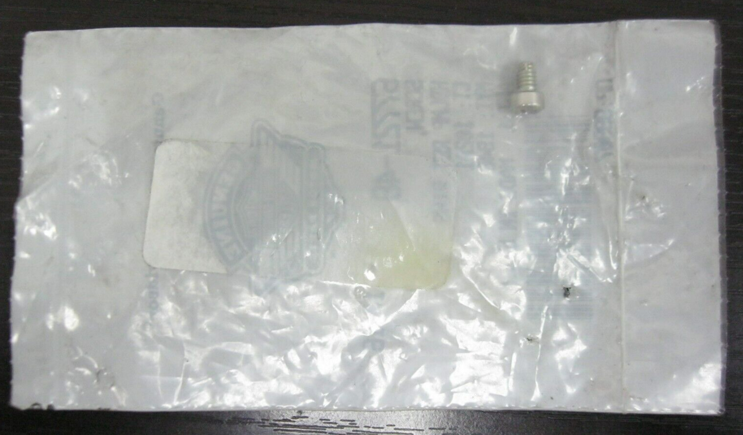 Harley-Davidson OEM 96-24 Touring Headlamp retaining Ring Screw 67721-96