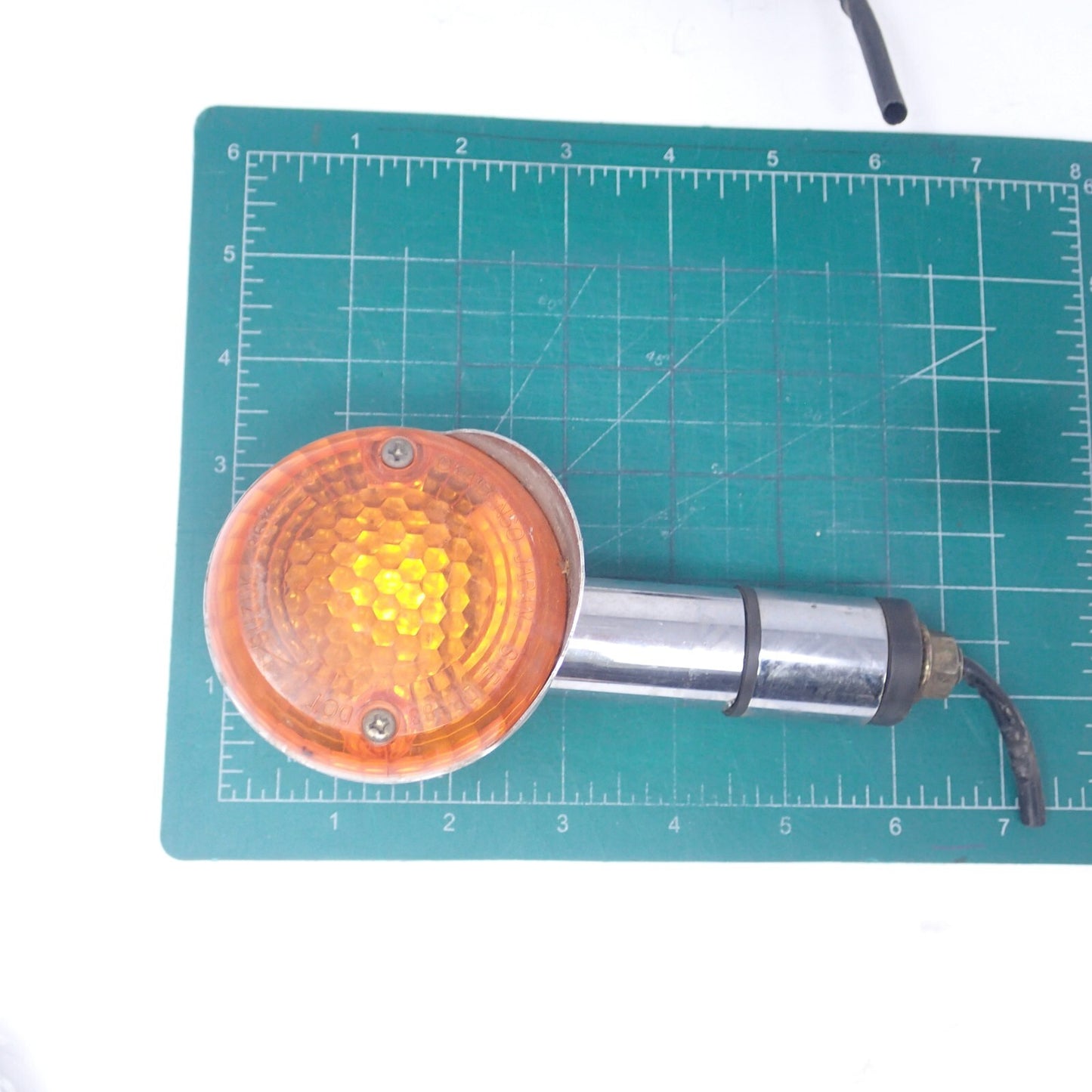 SUZUKI  GZ250 Marauder FRONT LEFT RIGHT TURN SIGNALS LIGHT 36101-49