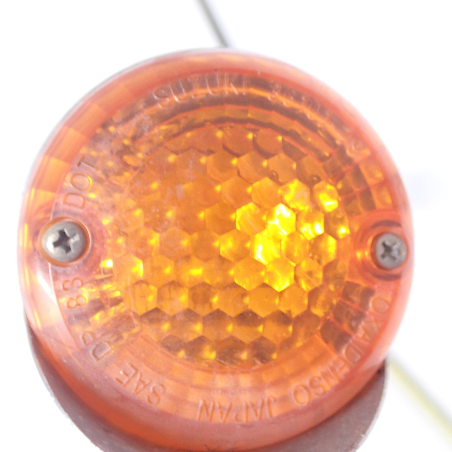 SUZUKI  GZ250 Marauder FRONT LEFT RIGHT TURN SIGNALS LIGHT 36101-49