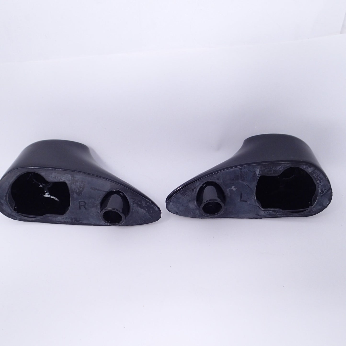 Harley-Davidson 2018 Up Road Glide LH/RH Front Turn Signal Perch 67800704