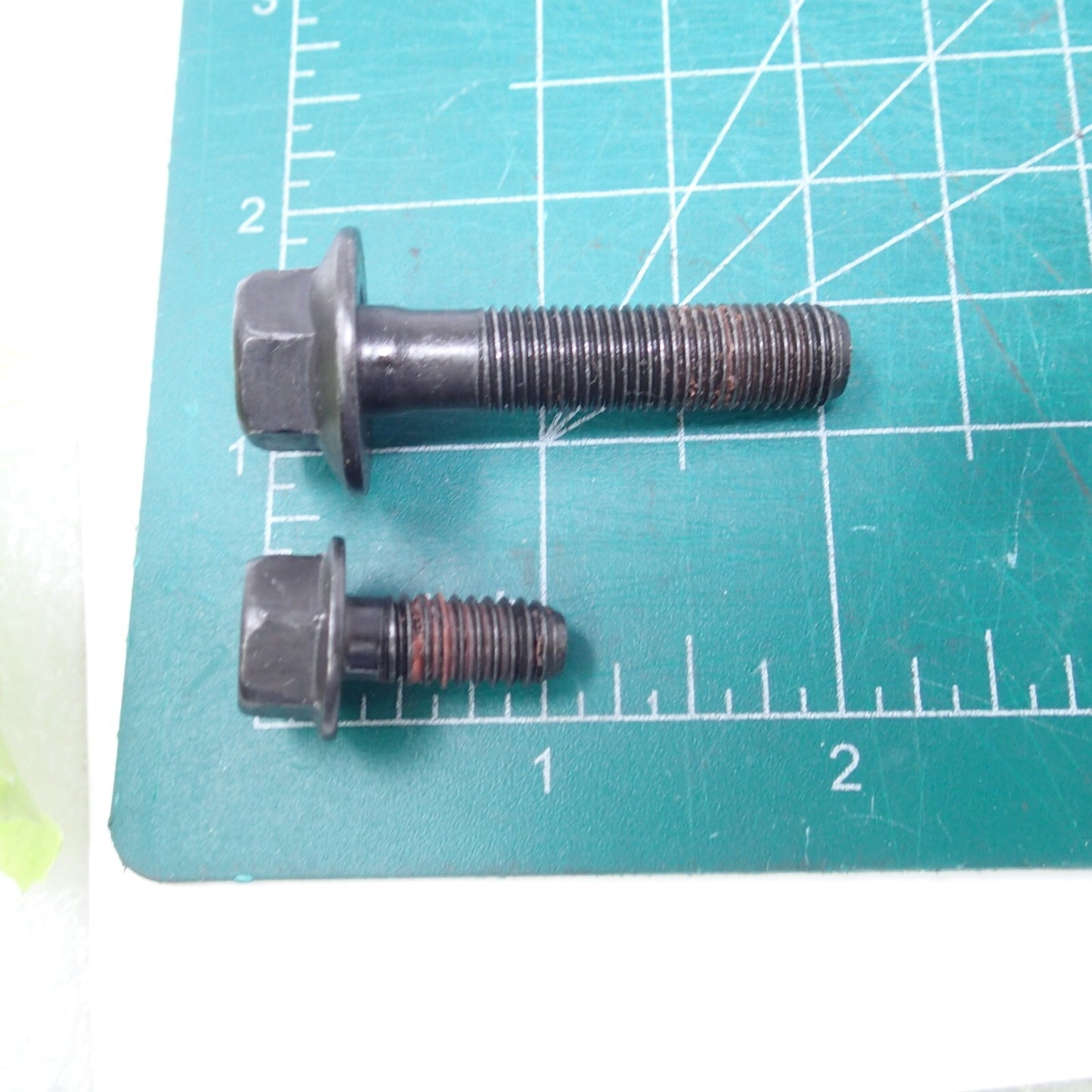 USED Harley Davidson Cam Drive Retention Screw 96" Twin Cam '08 Softail 25566-06