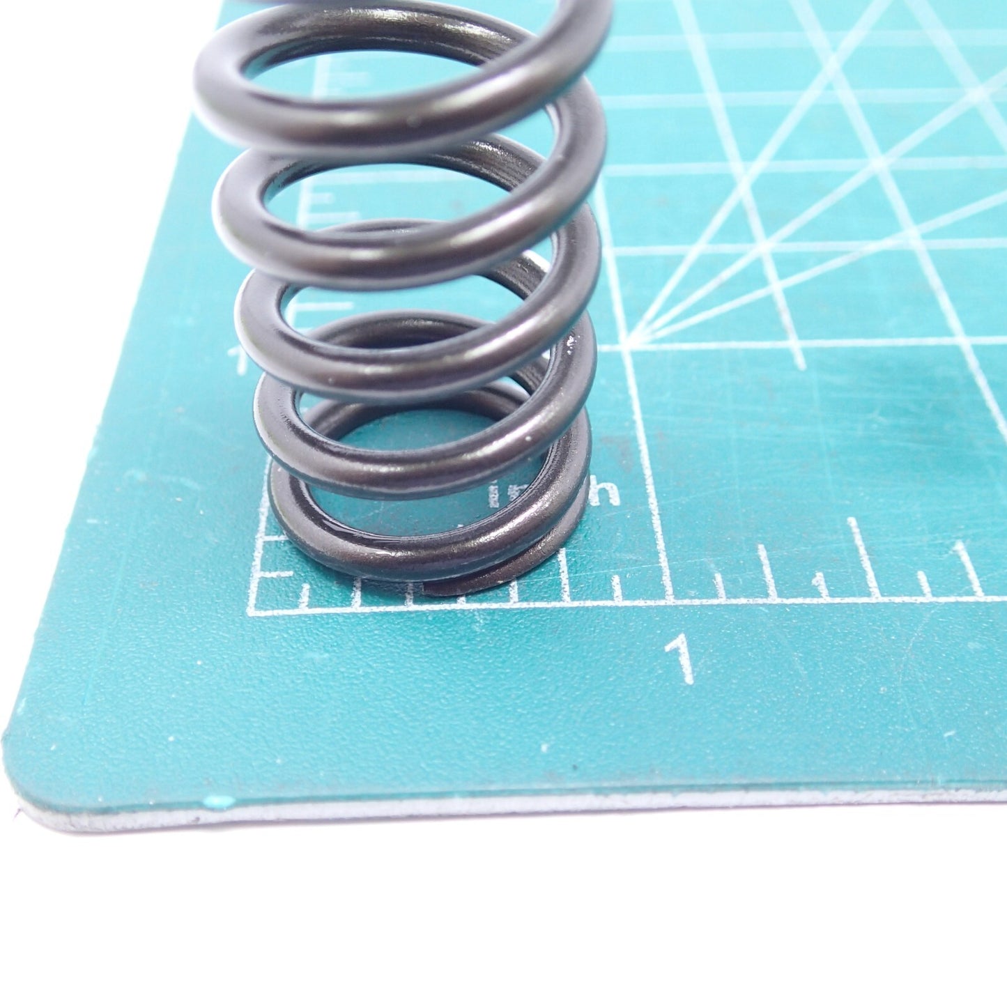 Harley Davidson  Street Glide COIL SPRING 37000270A (Set of 3) Used