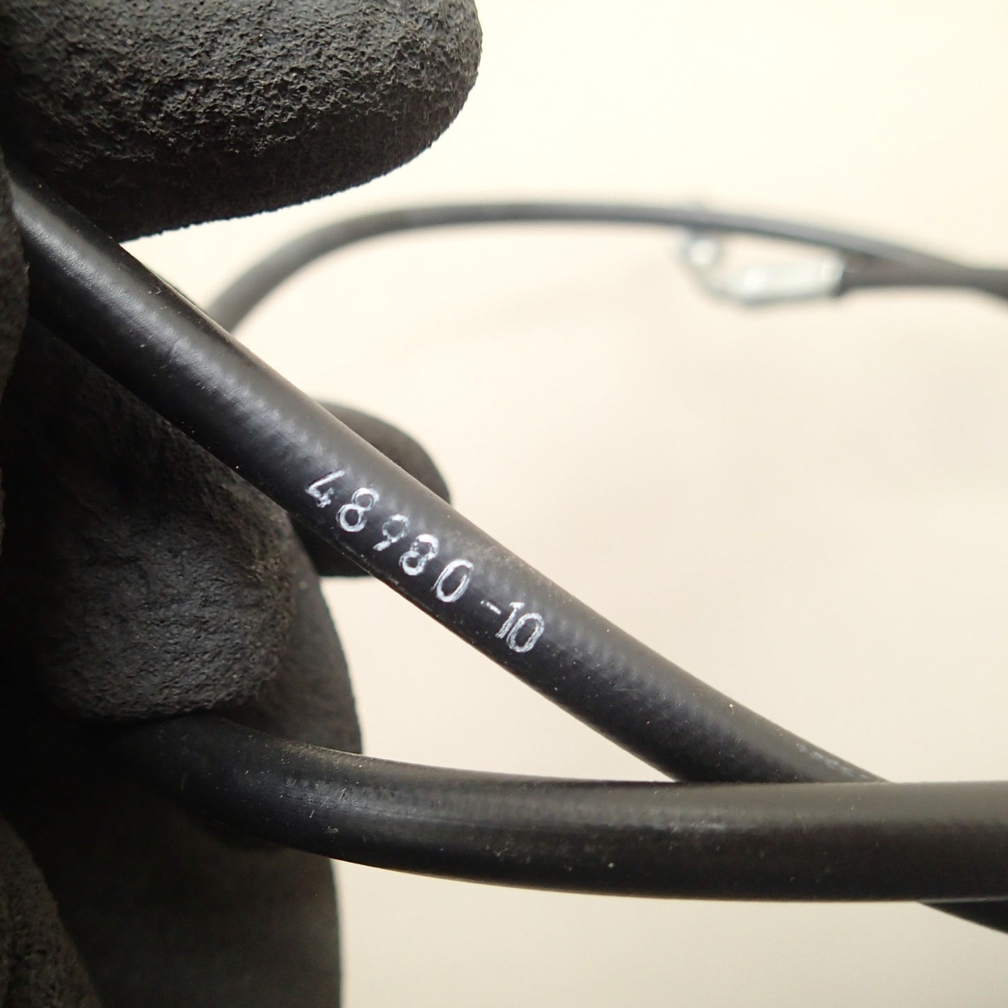 2010-2011 Harley Softail Fat Boy Lo Special FRONT Brake Line 48980-10 FLSTFB