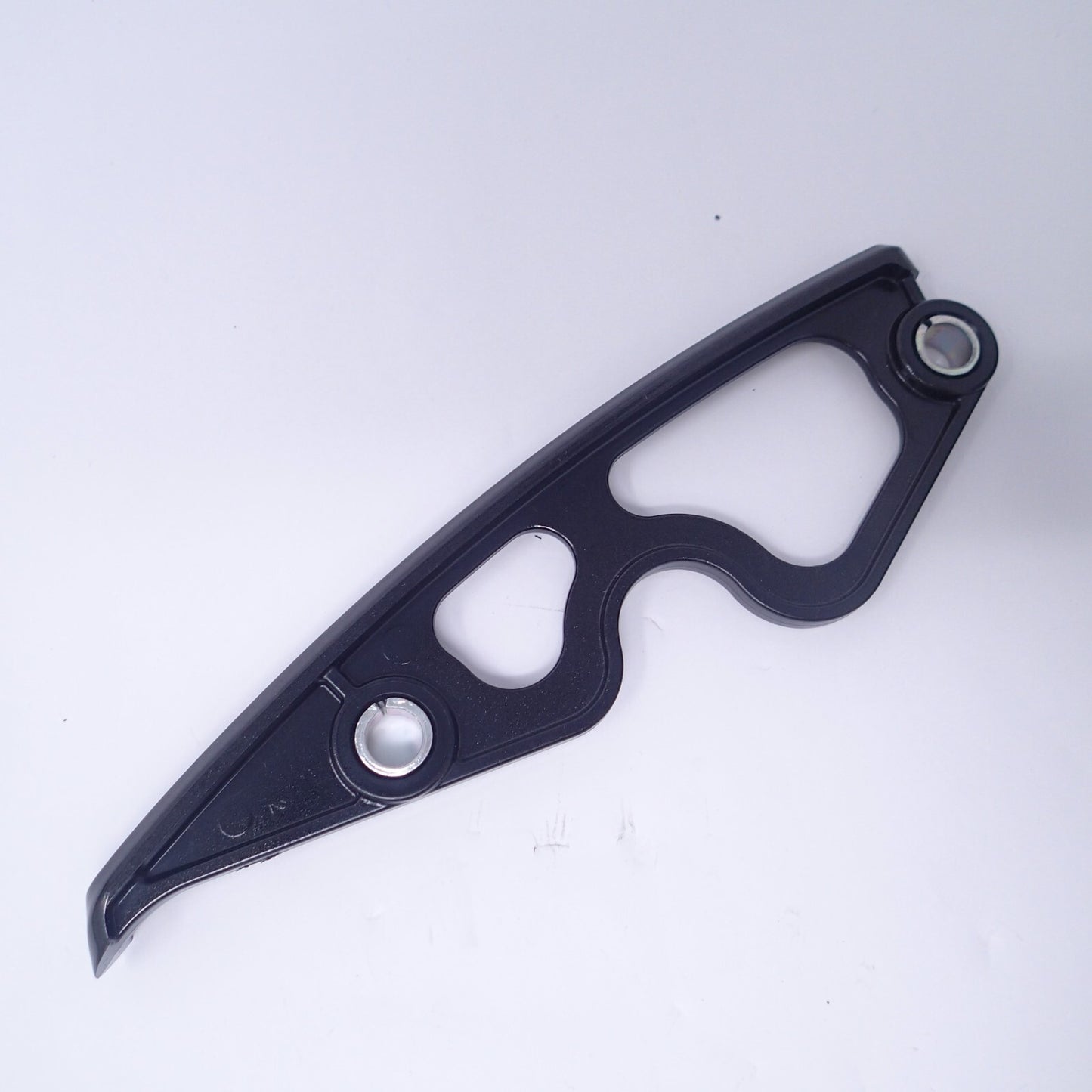 18 FLTRXSE CVO ROAD GLIDE  INSERT SADDLEBAG SUPPORT BLACK EARTH 90201754EGS