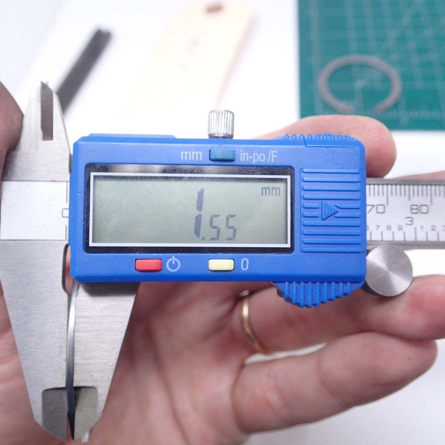 Eastern Clutch Pressure Plate Retaining Ring 3pcs-Pack A-37909-90