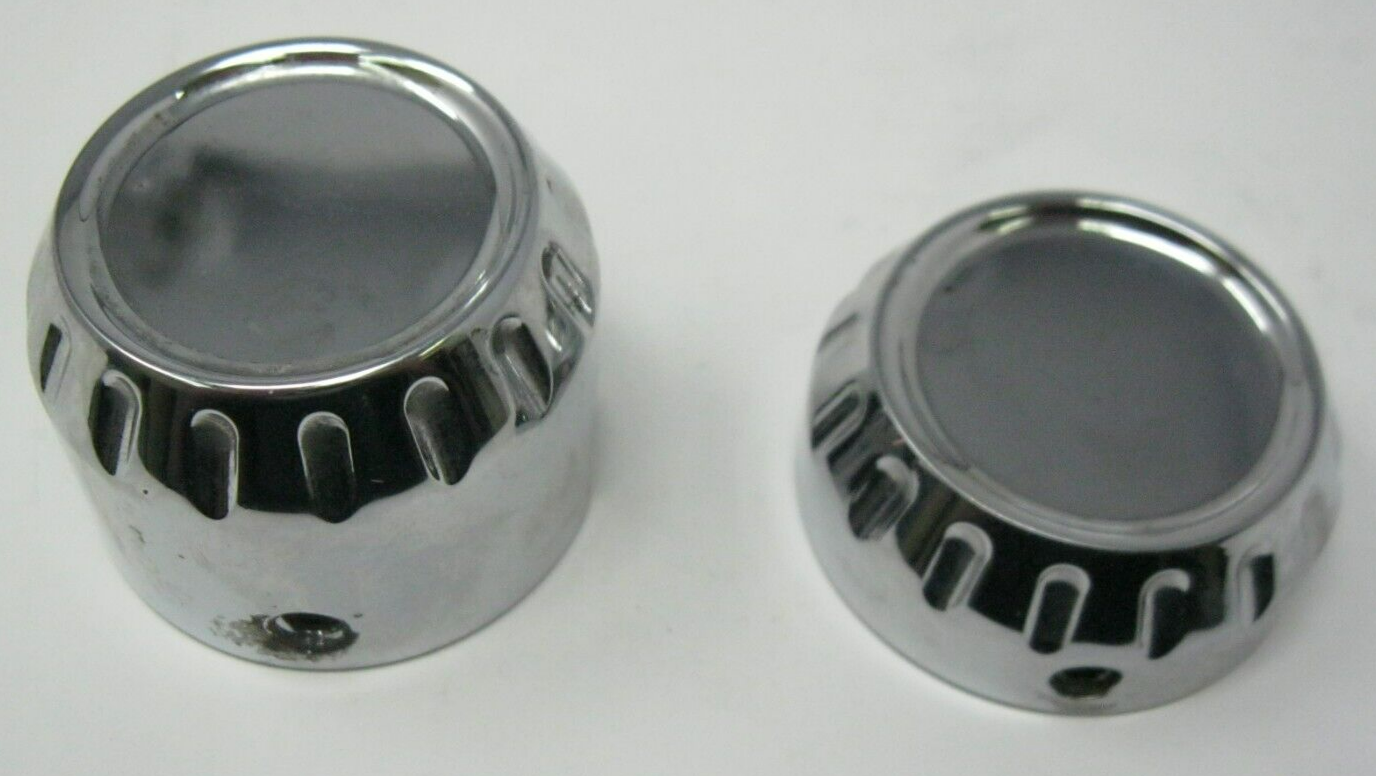 Harley-Davidson Fluted Rear Axle End Caps (Missing one Allen Screw)