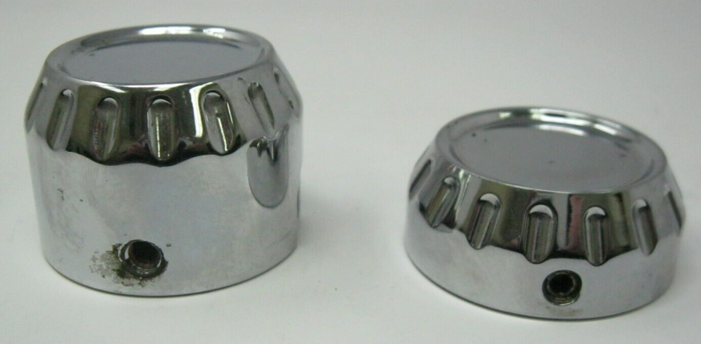 Harley-Davidson Fluted Rear Axle End Caps (Missing one Allen Screw)