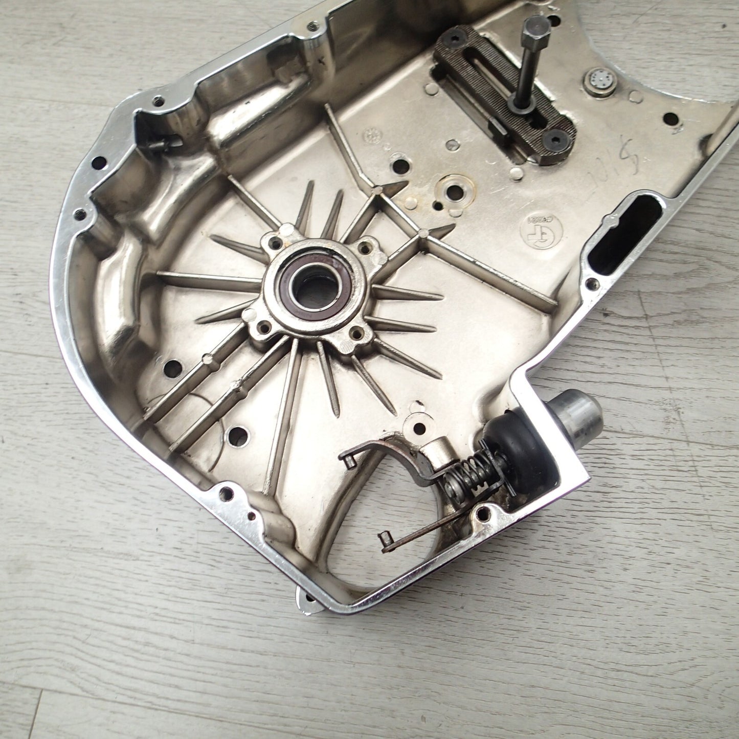 HARLEY 4 speed Inner Primary cover 1970-1982 FXE (9 hole) aftermarket