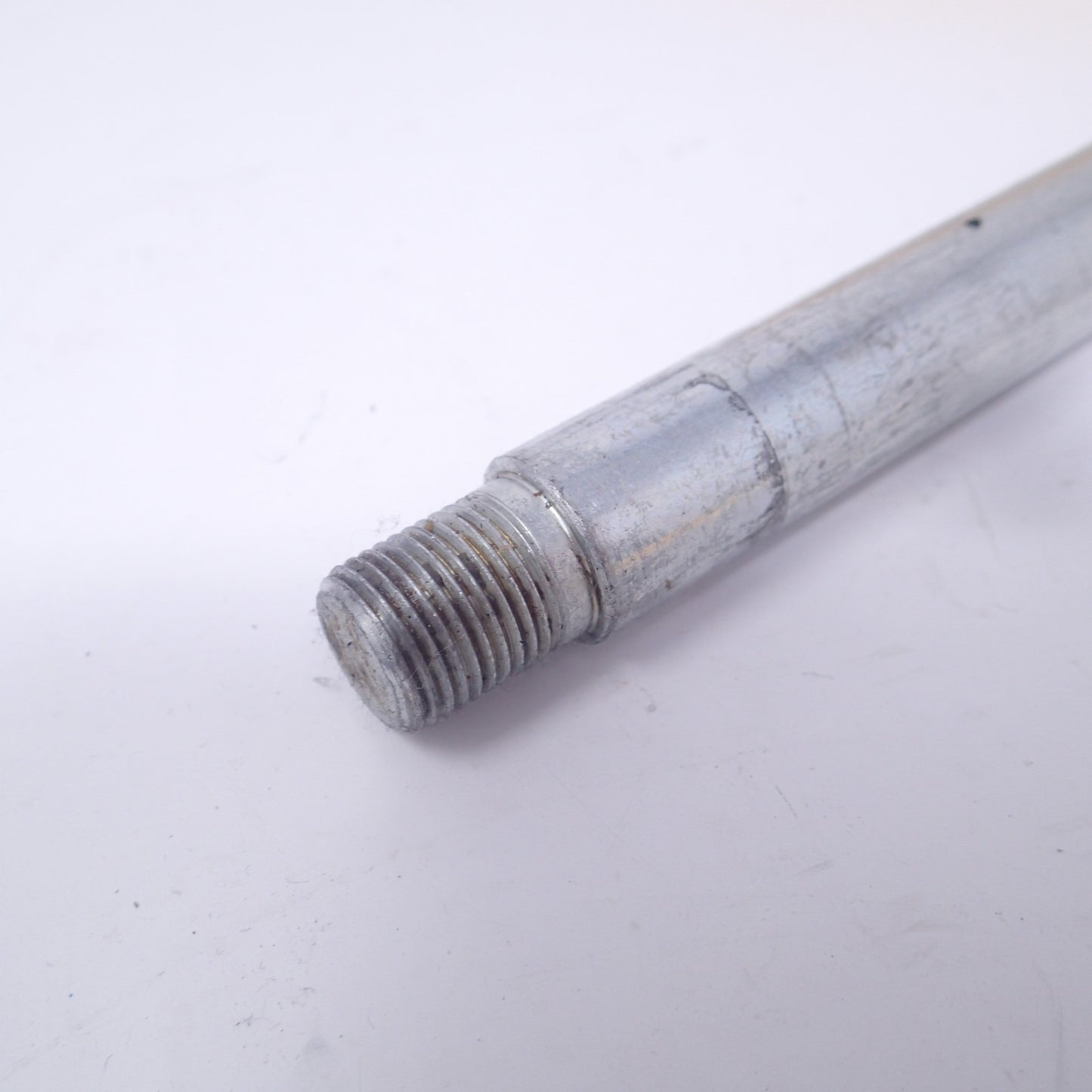 Swingarm Black Pivot Bolt for Harley Panhead Shovelhead FL 1958-84 FX 1971-84