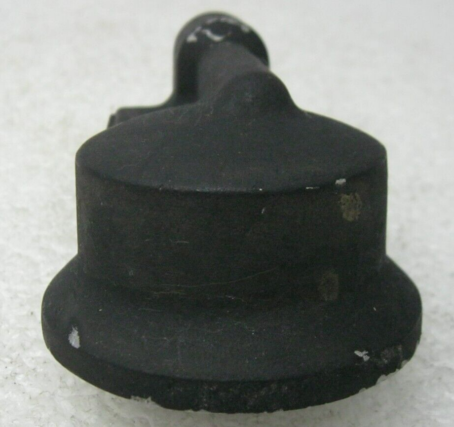 Harley-Davidson 95-99 EVO Black Oil Filter Mount (Casting 26369-92A) 26378-92A