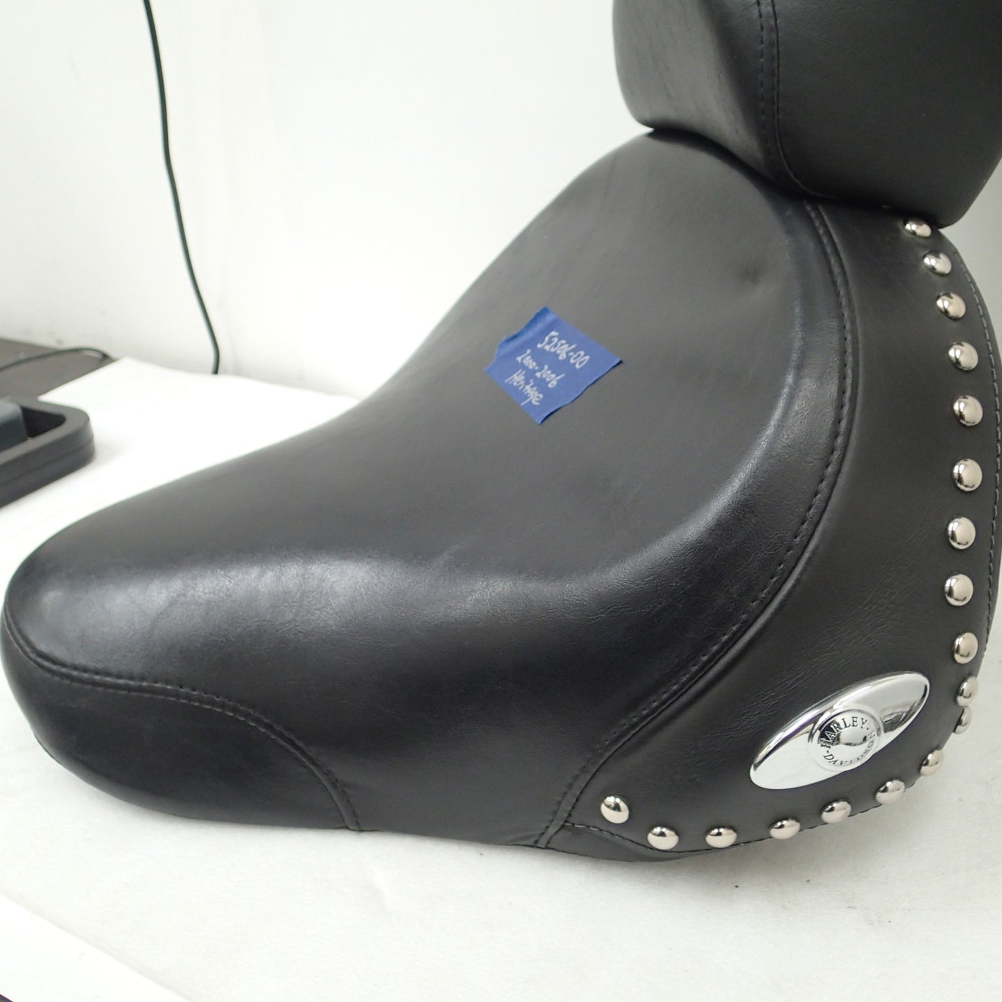 Genuine Harley 2000-2006 Heritage Softail Seat 52506-00 52507-00/52506-00