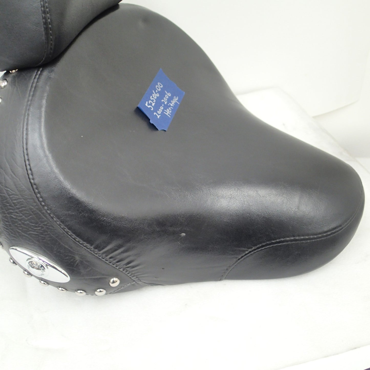 Genuine Harley 2000-2006 Heritage Softail Seat 52506-00 52507-00/52506-00