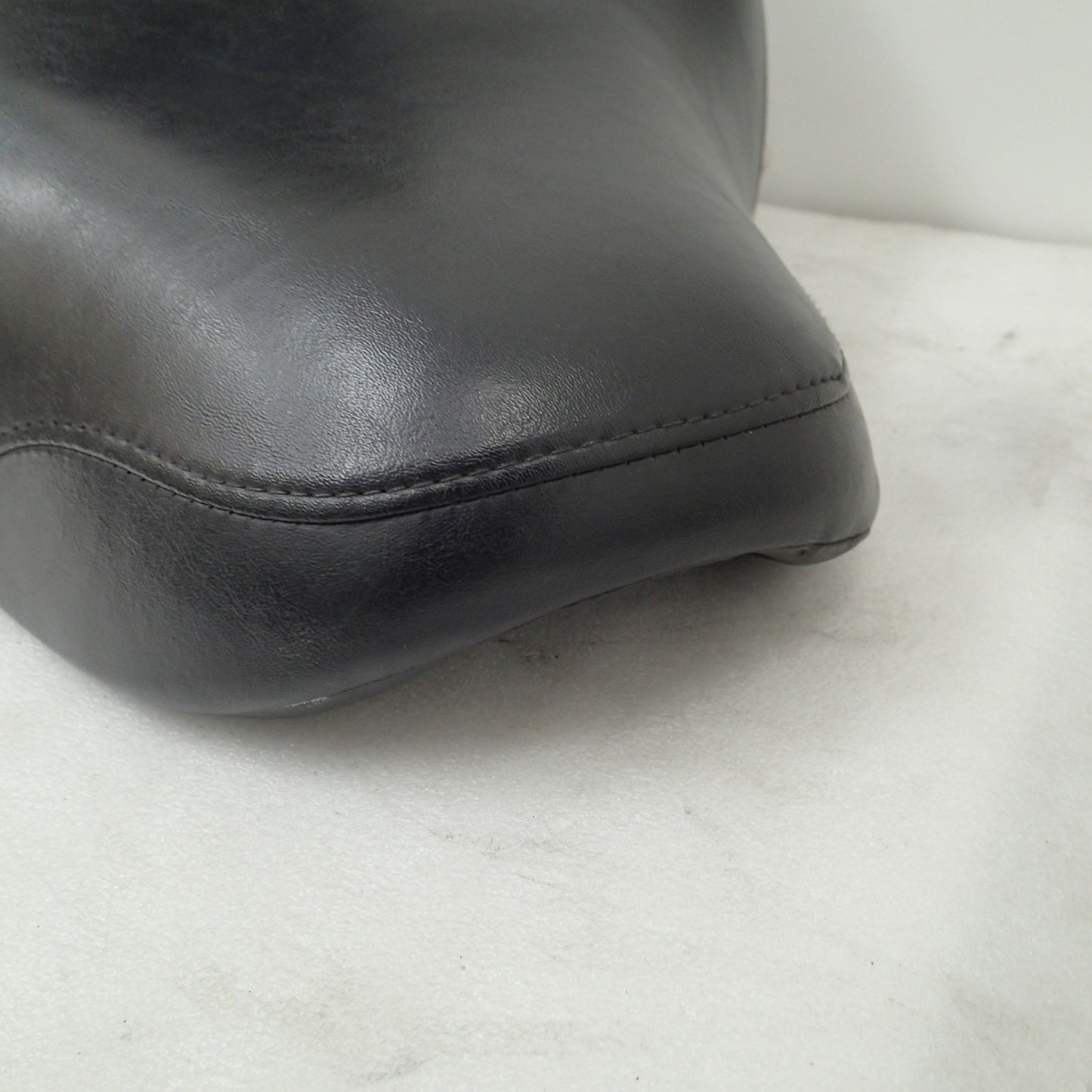 Genuine Harley 2000-2006 Heritage Softail Seat 52506-00 52507-00/52506-00