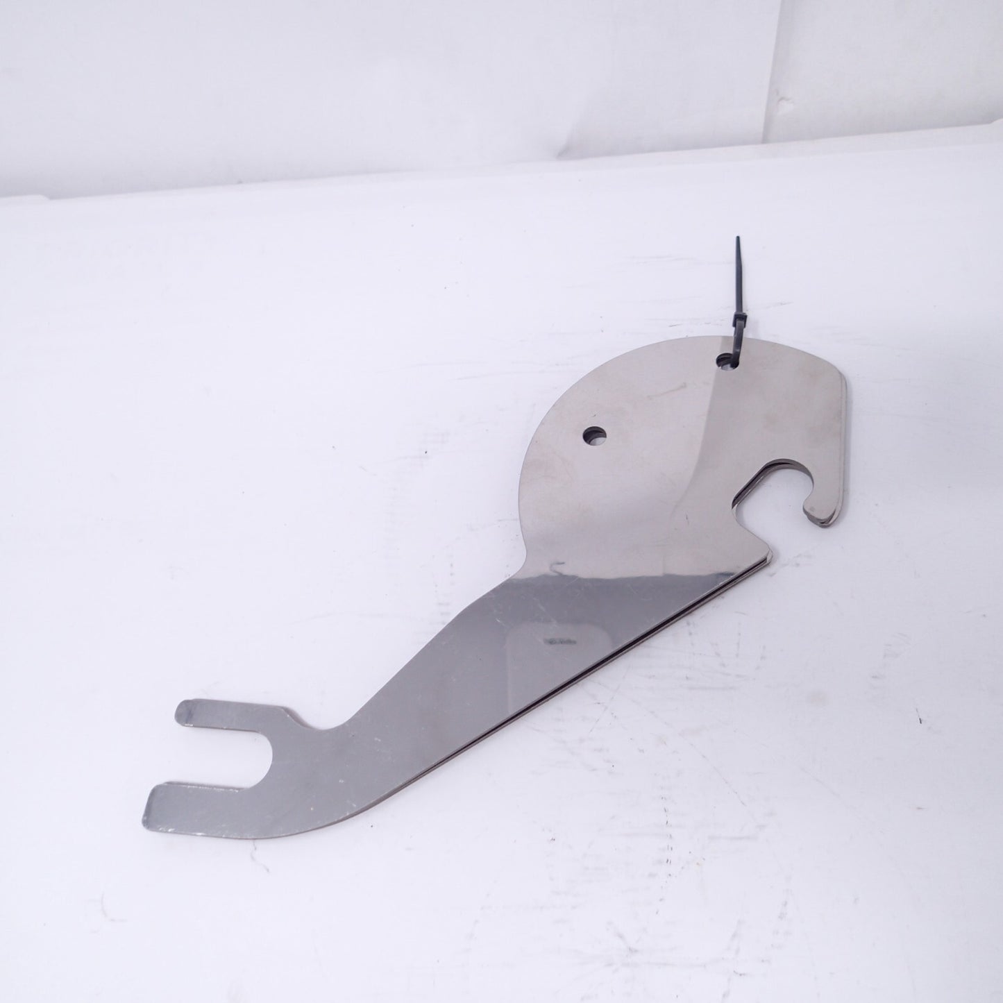 Mount for Vector Batwing Fairing Compatible with '12 to '17 Harley Softail Slim